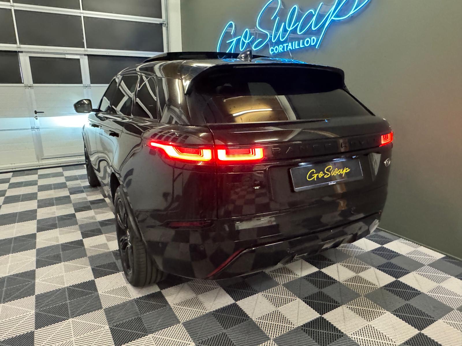 LAND ROVER Range Rover Velar R-Dynamic P 250 SE Automatic-showroom-element-3