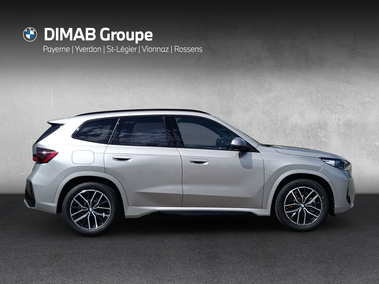 BMW iX1 xDrive 30 M Sport-image-5