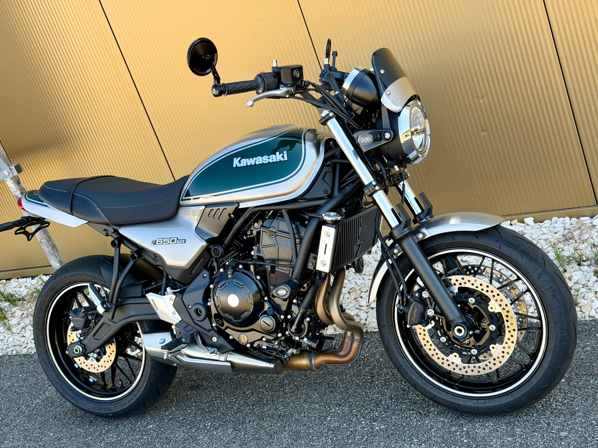 KAWASAKI Z 650 RS-image-2
