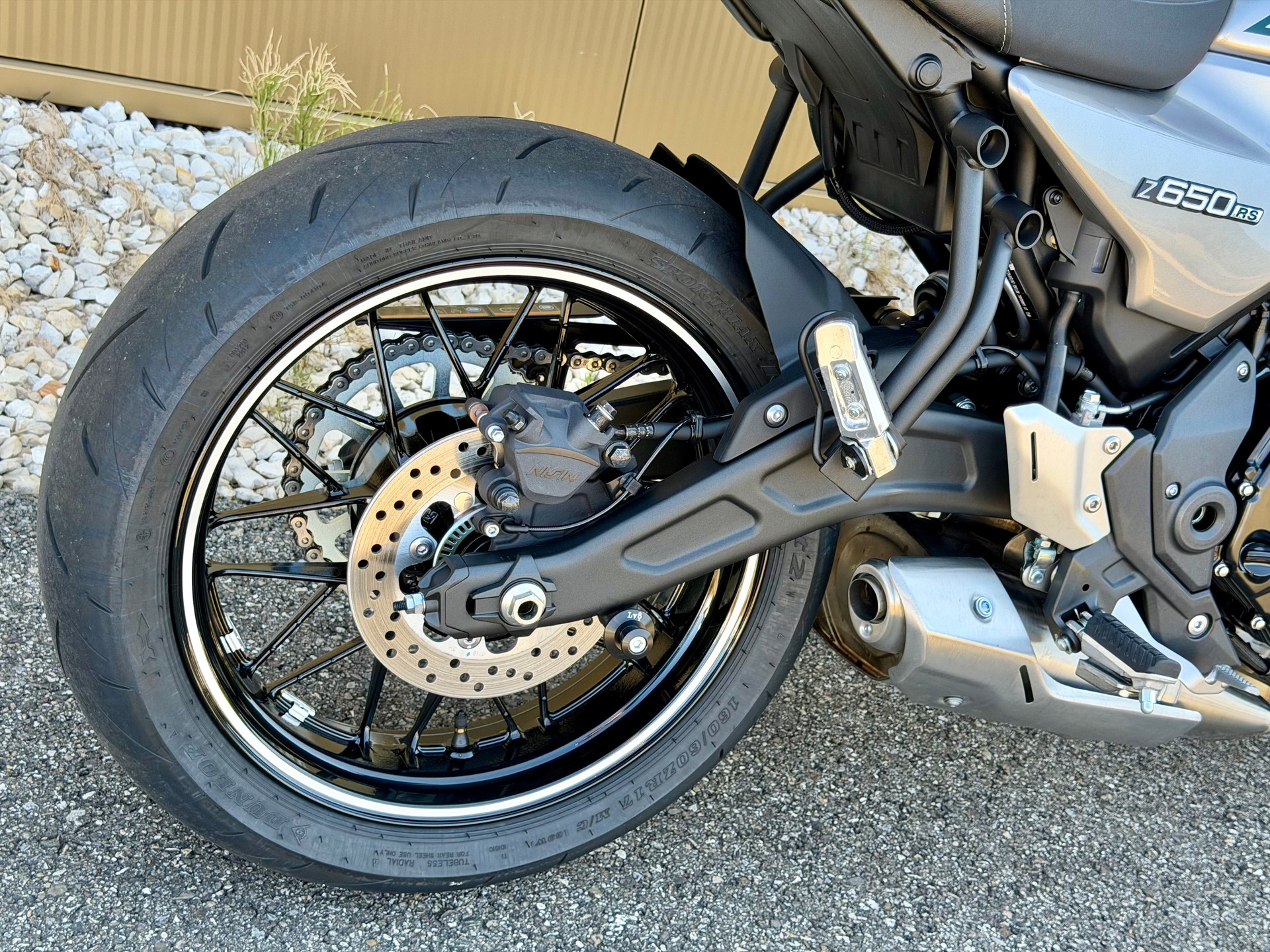 KAWASAKI Z 650 RS-image-6