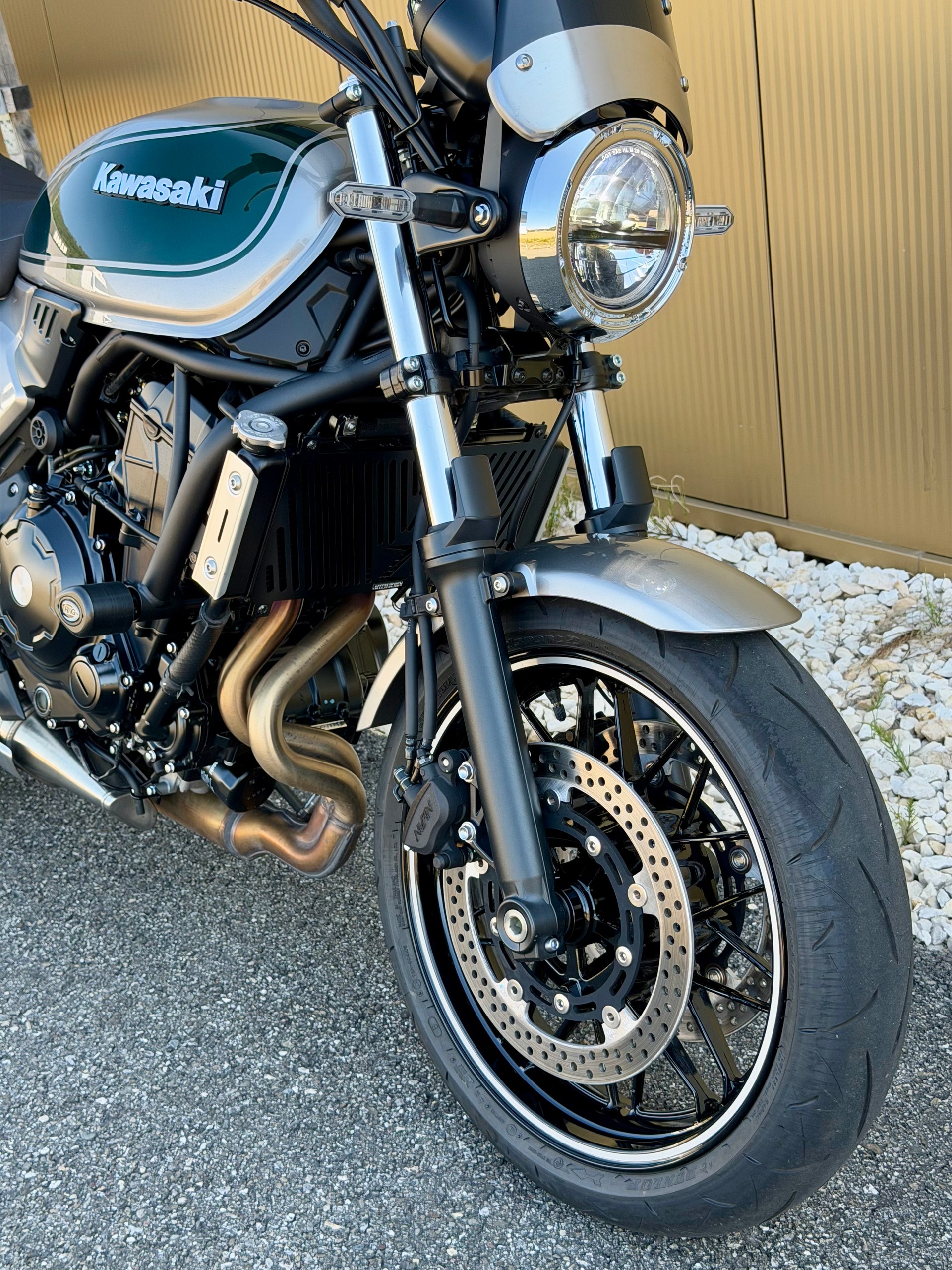 KAWASAKI Z 650 RS-image-1