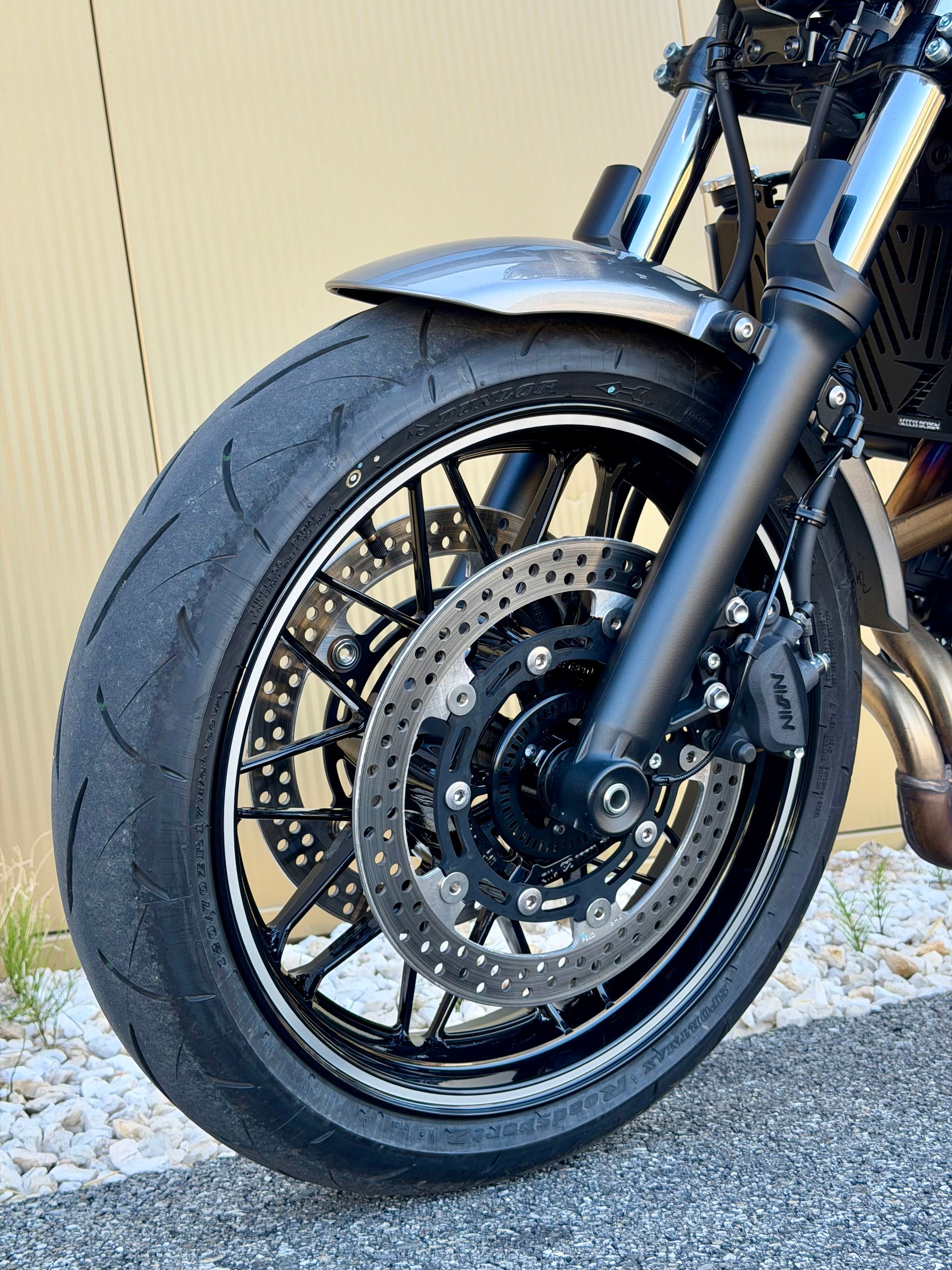 KAWASAKI Z 650 RS-image-8