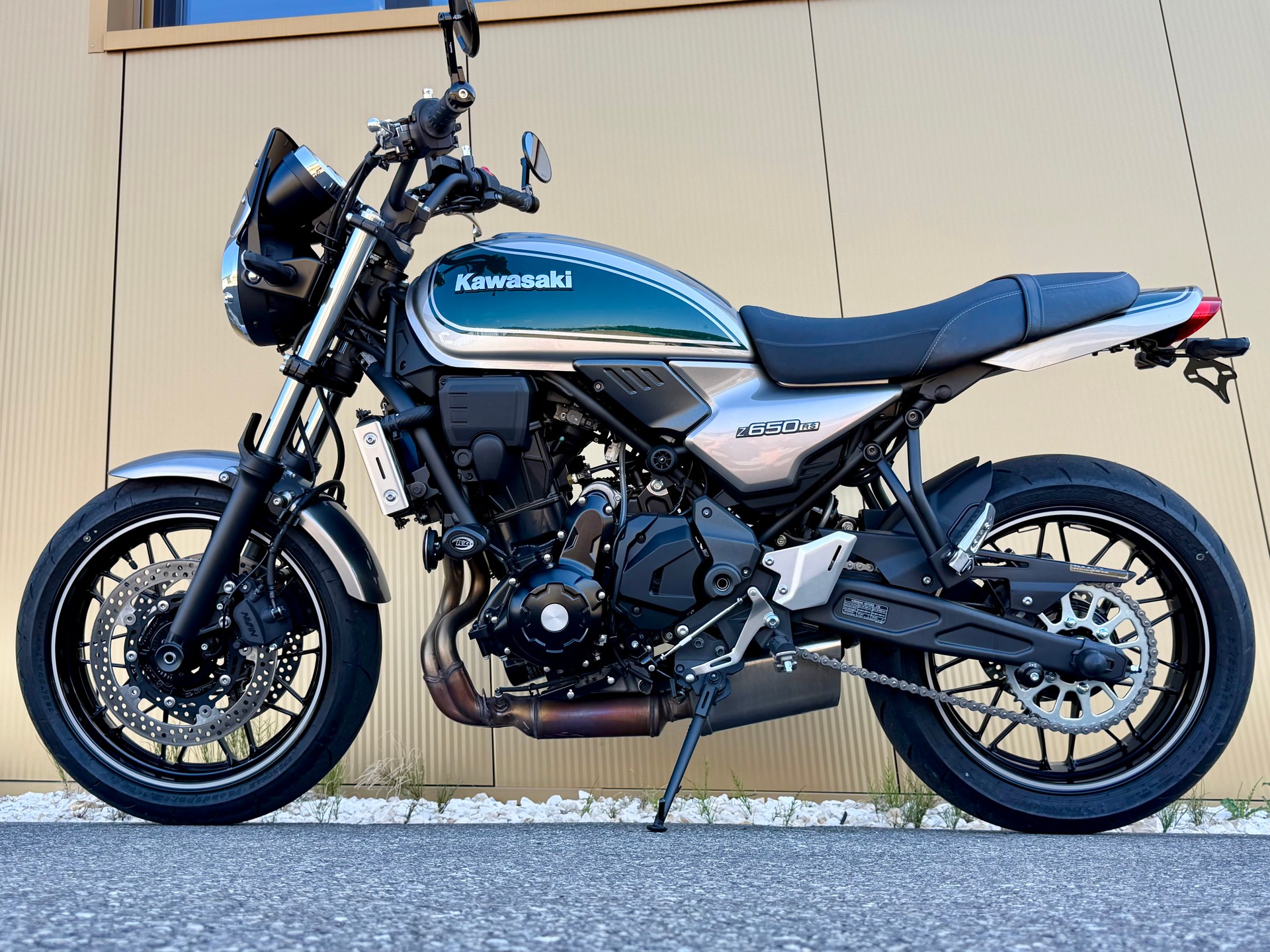 KAWASAKI Z 650 RS-image-10