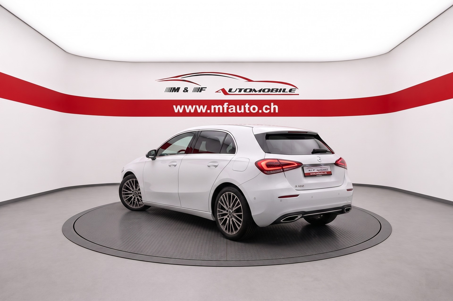 MERCEDES-BENZ A 180 Progressive * CH FAHRZEUG *-showroom-element-3