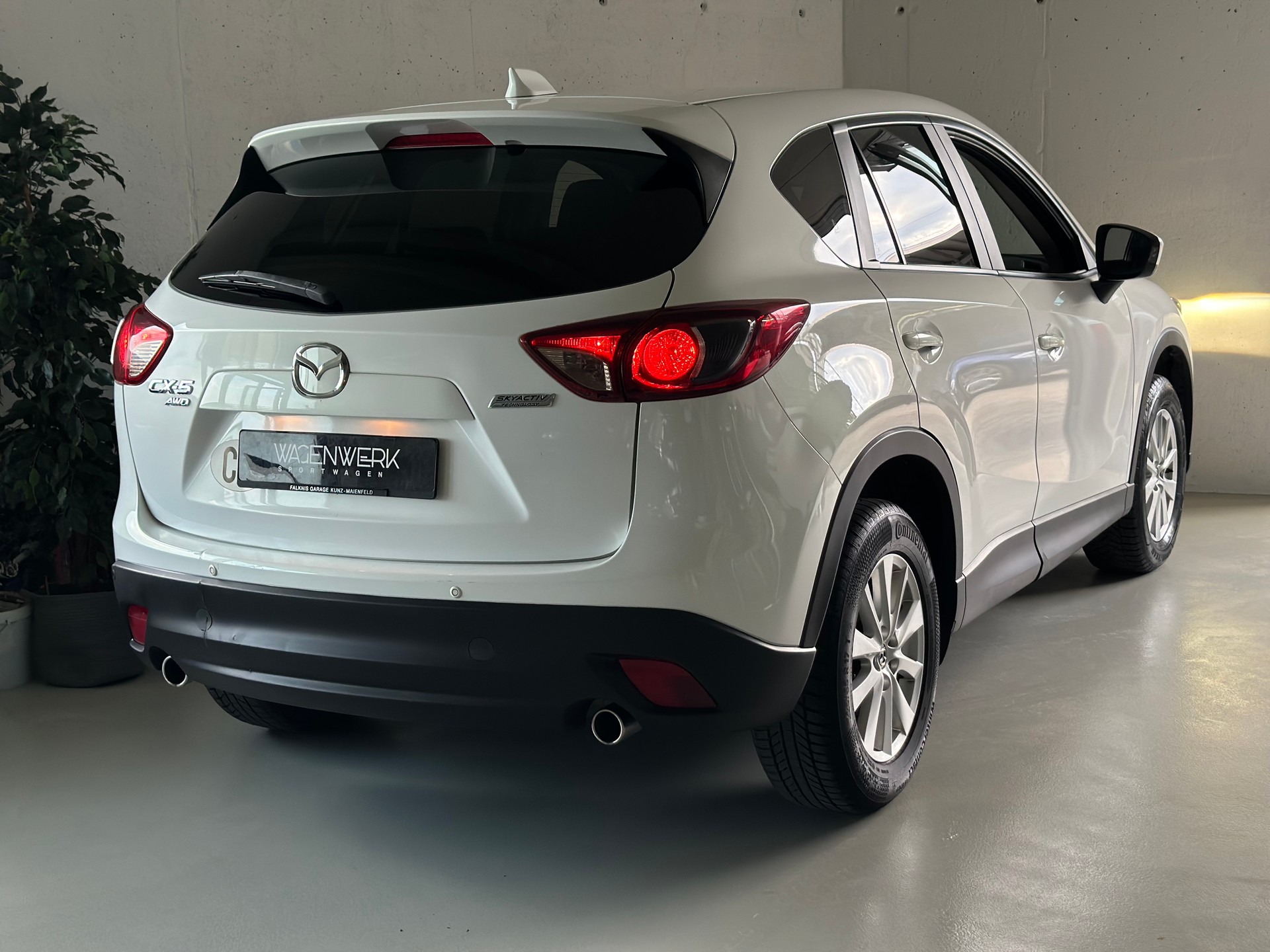 MAZDA CX-5 2.2 D Ambition AWD Automatic-image-6