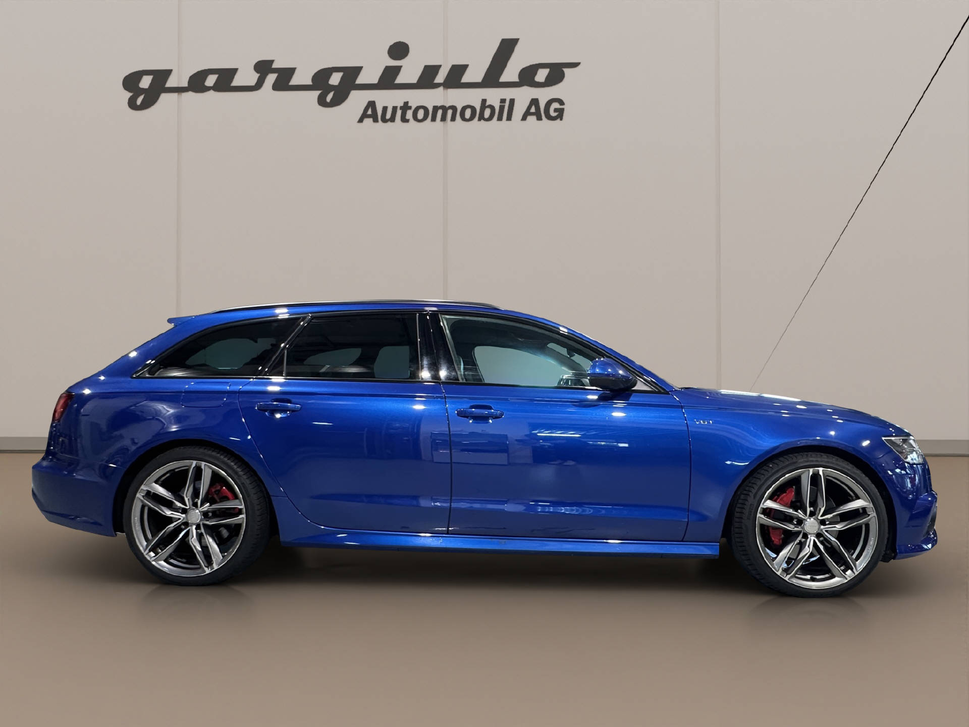 AUDI A6 Avant 3.0 V6 TDI Competition quattro-showroom-element-3