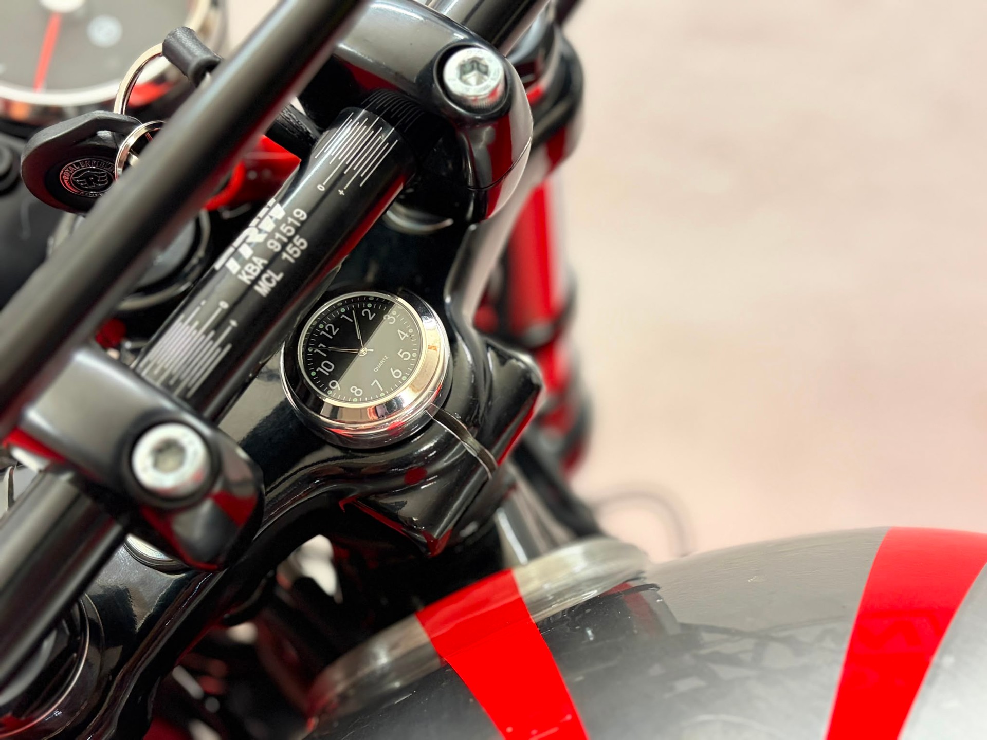 ROYAL ENFIELD Interceptor 650 Standard-image-9