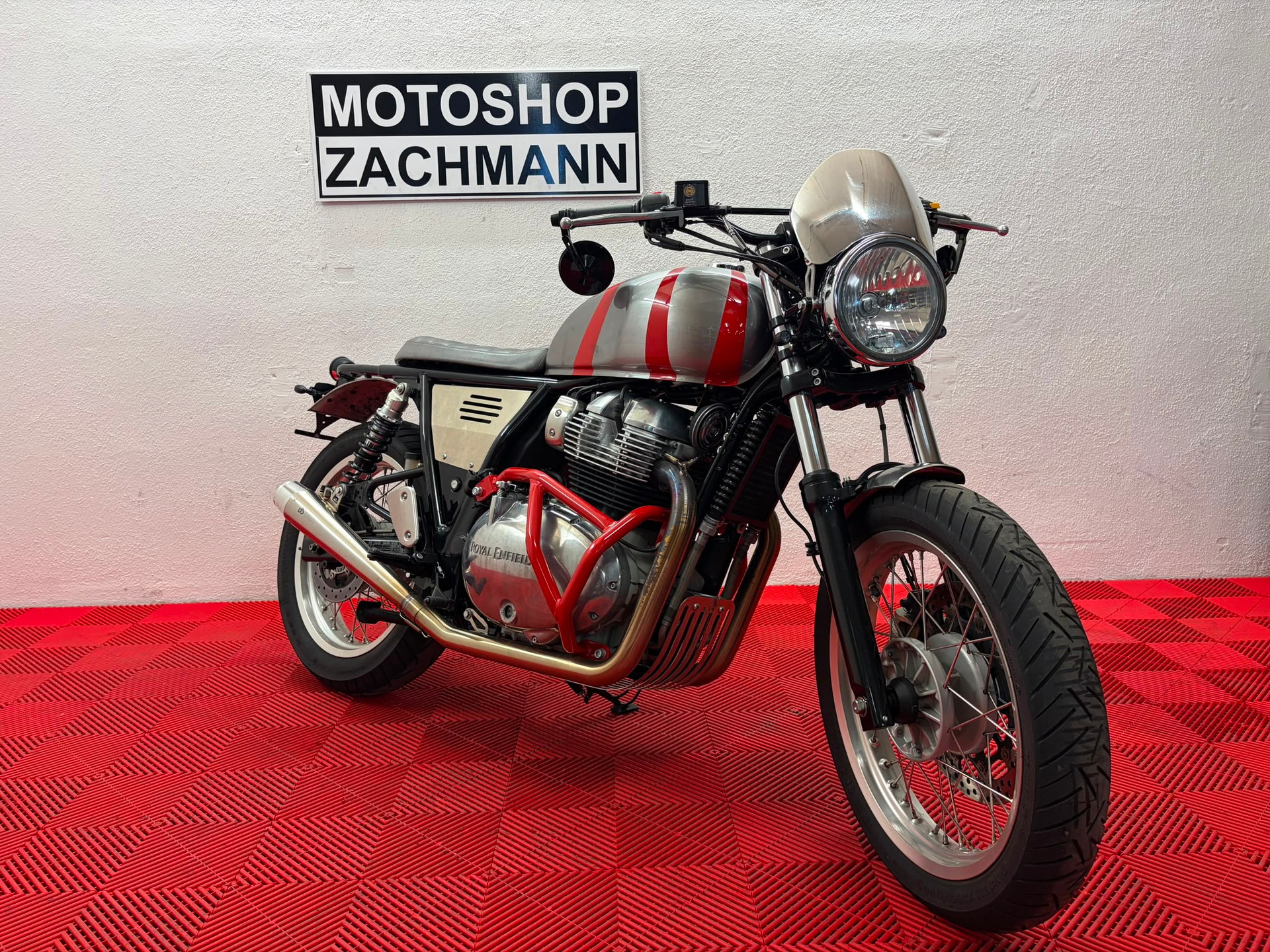 ROYAL ENFIELD Interceptor 650 Standard-image-1