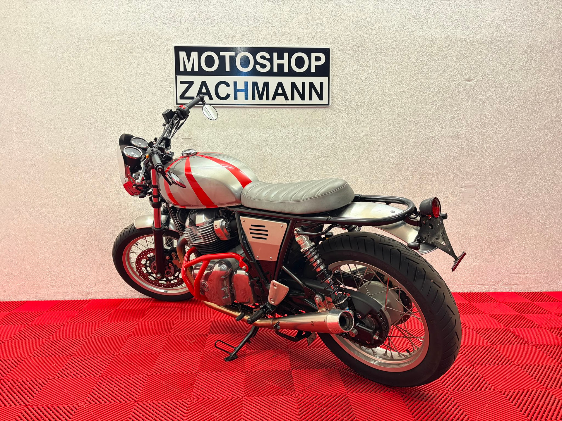 ROYAL ENFIELD Interceptor 650 Standard-image-4