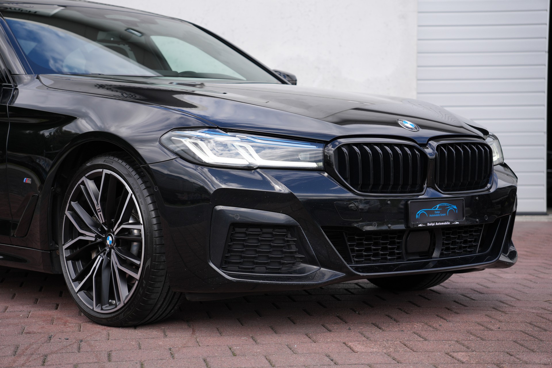 BMW 530i xDrive 48V Pure M Sport Steptronic-image-10
