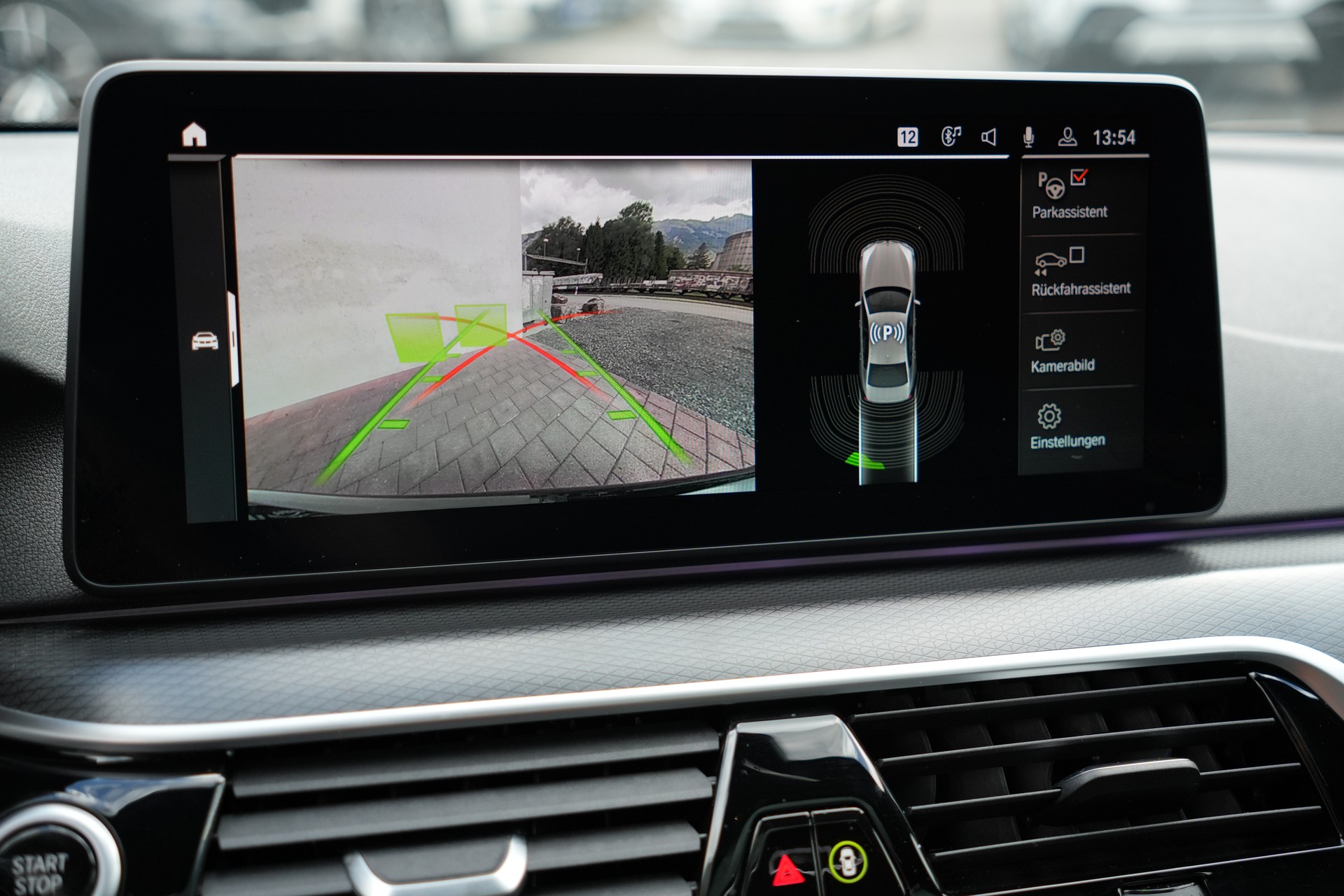 BMW 530i xDrive 48V Pure M Sport Steptronic-image-18