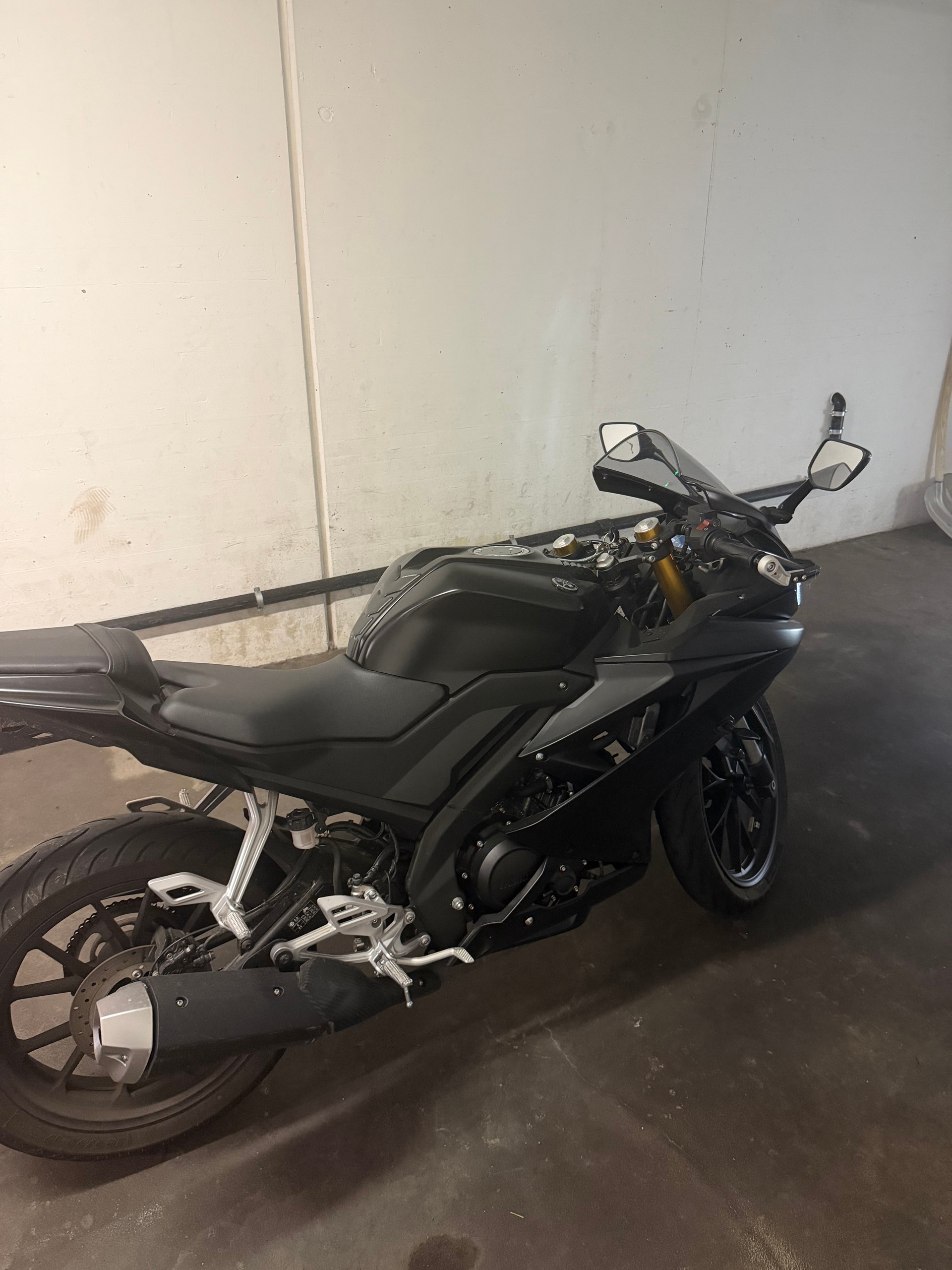 YAMAHA R 125-image-0