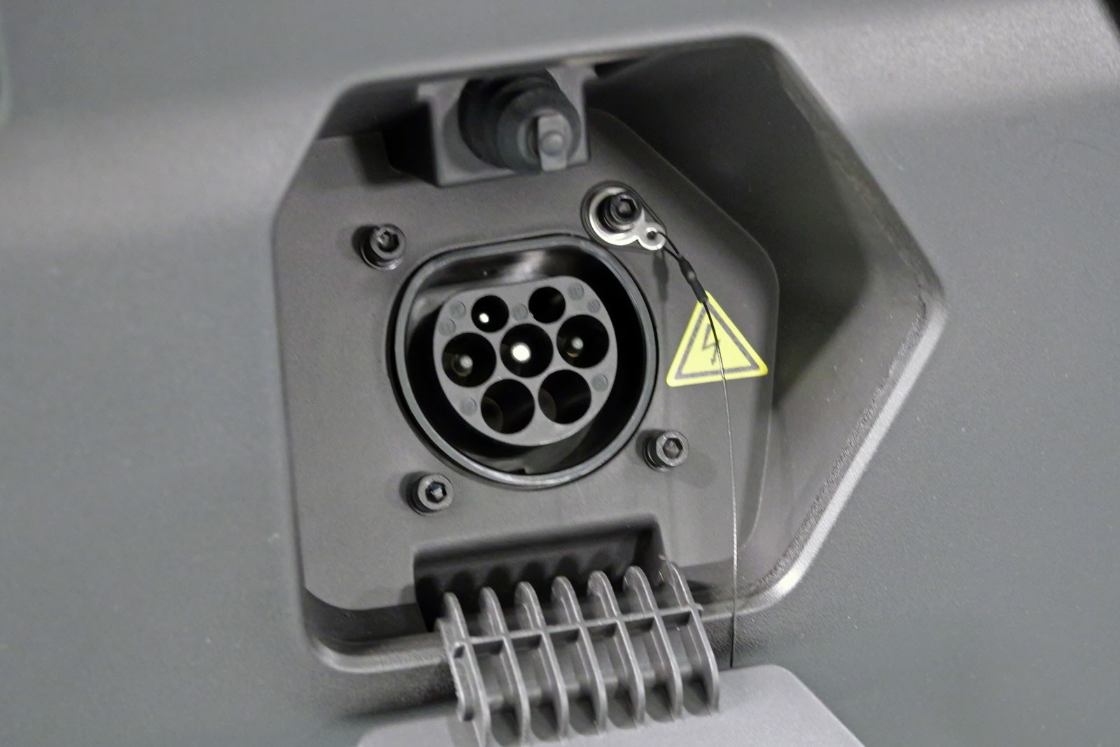 CF MOTO UForce U6 EV-image-8