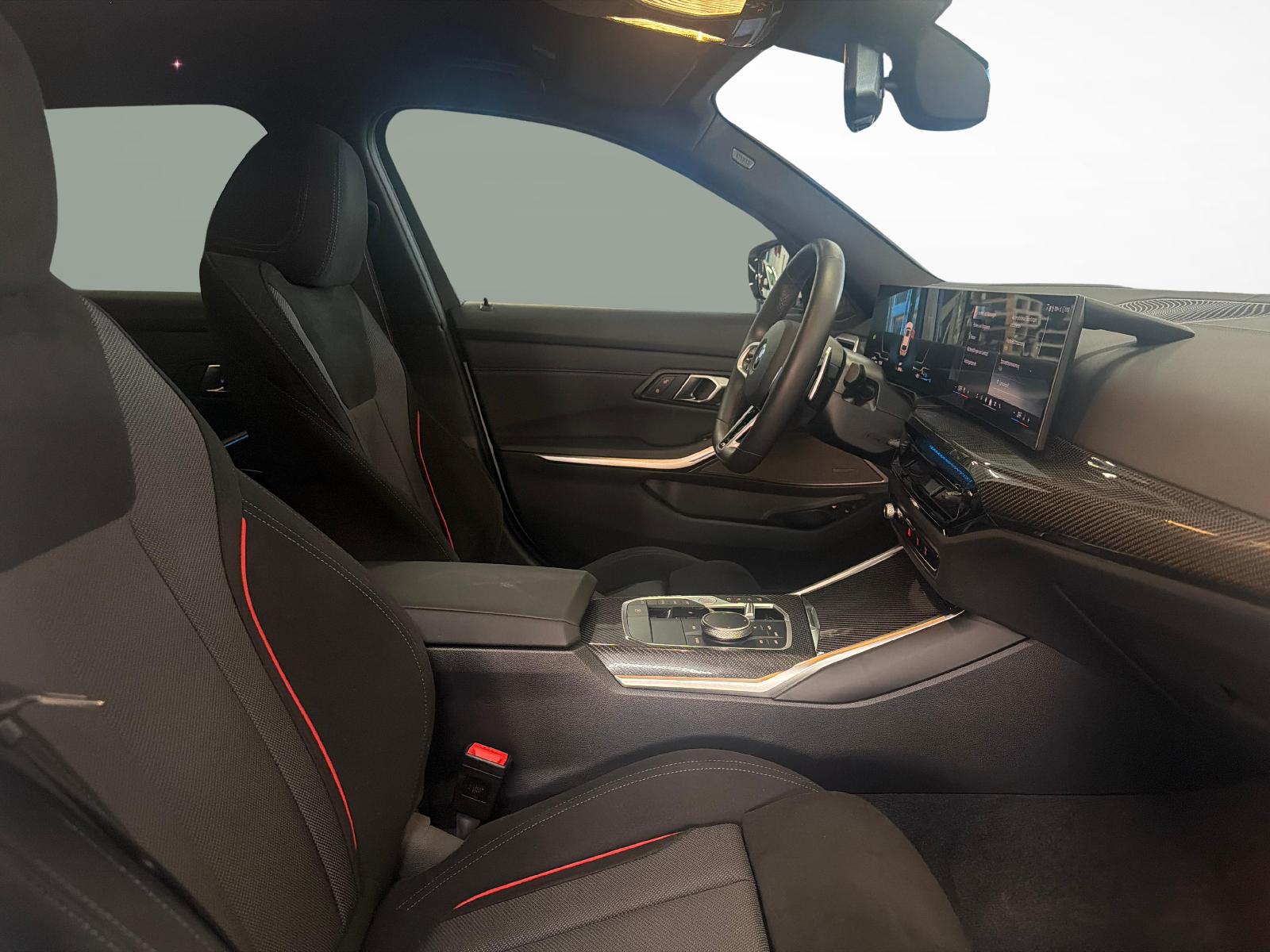 BMW 330e xDrive SAG Touring-image-12
