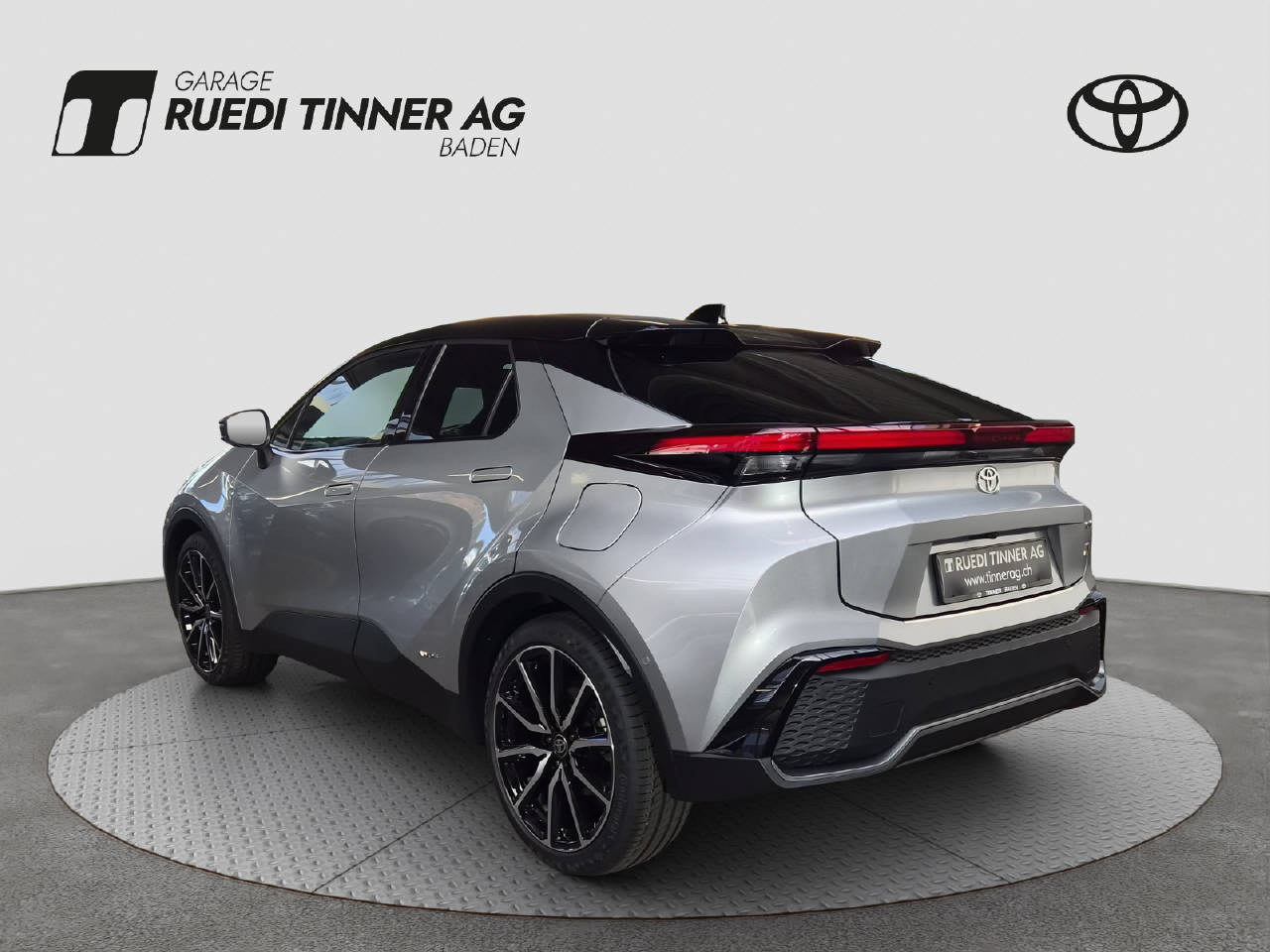 TOYOTA C-HR 2.0 HEV GR Sport 4x4-showroom-element-2