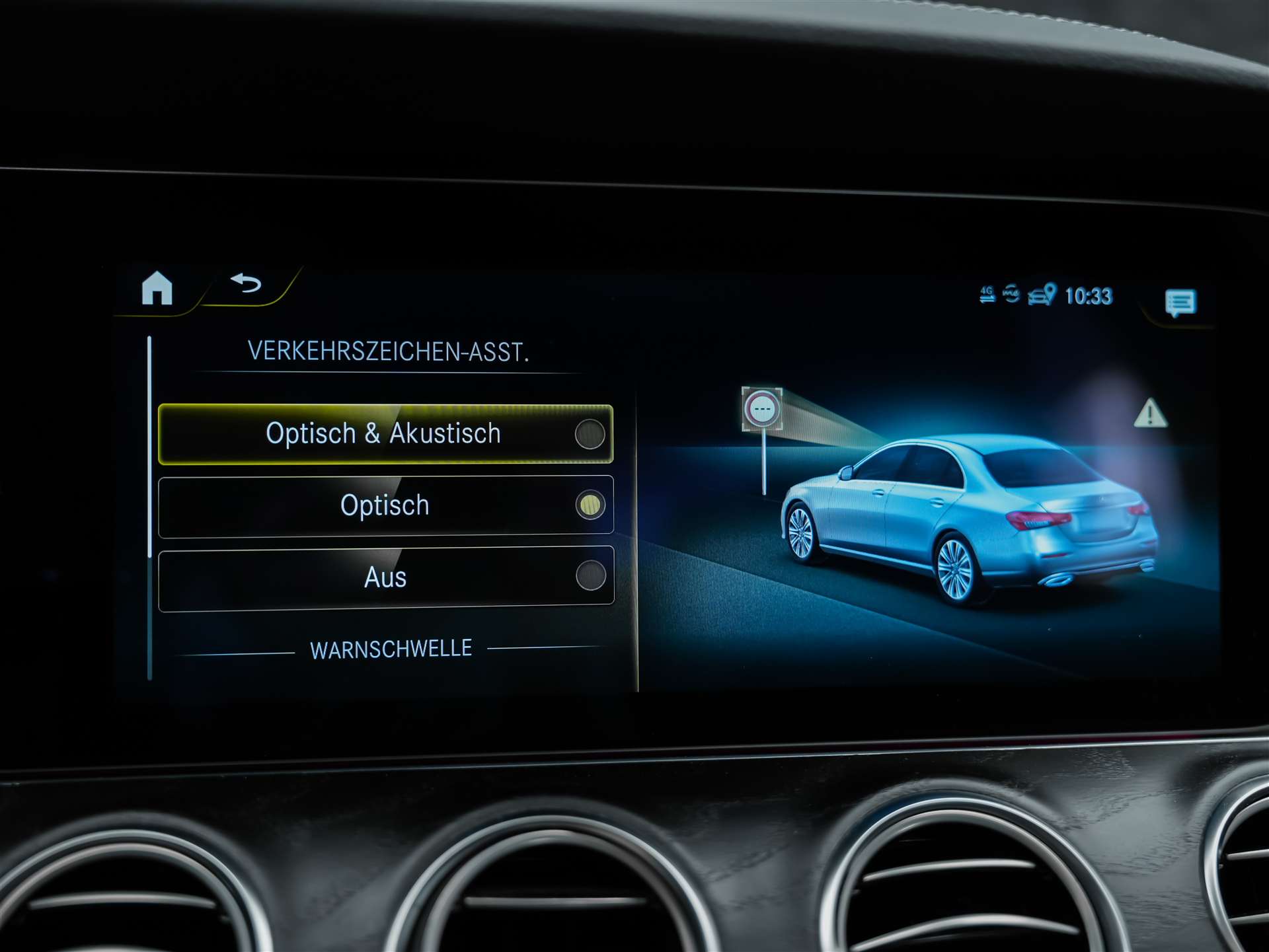 MERCEDES-BENZ E 220 d AMG Line 4Matic 9G-Tronic Panorama*Sitzbelüftung*Lenkradheizung*Burmester*-image-40