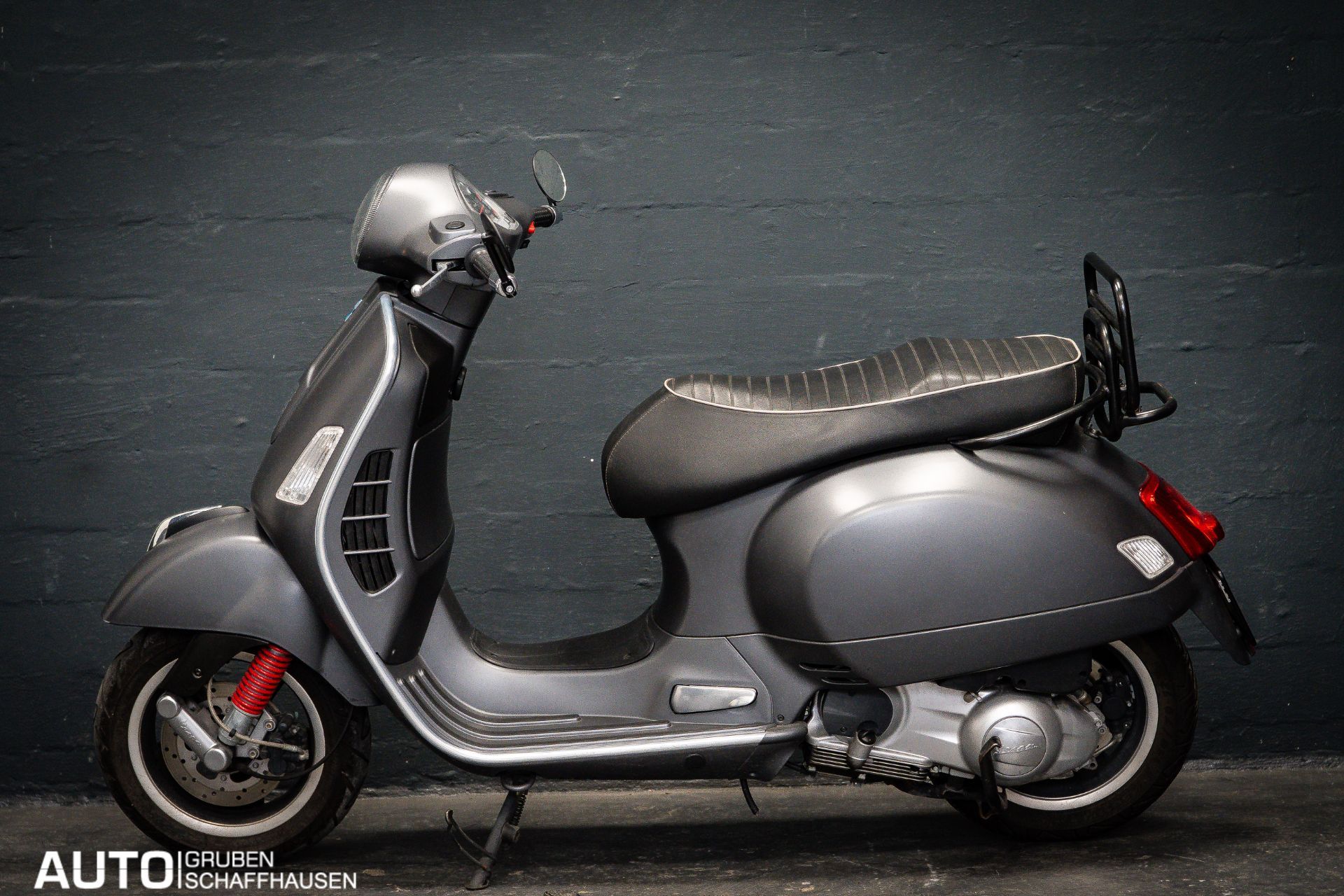 PIAGGIO GTS 300 Vespa Super Sport-image-11
