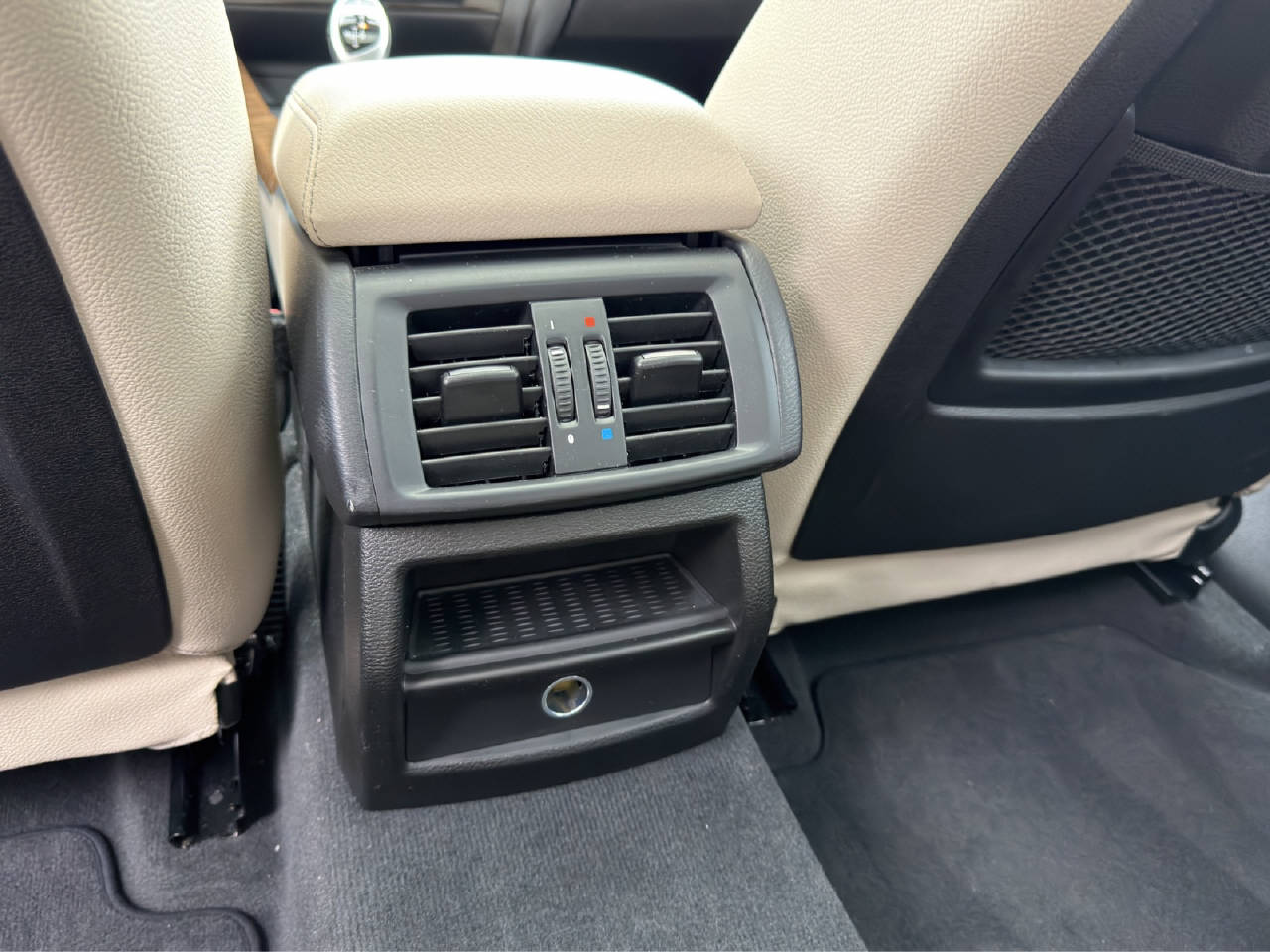 BMW X4 F26 28i xDrive SAG-image-7
