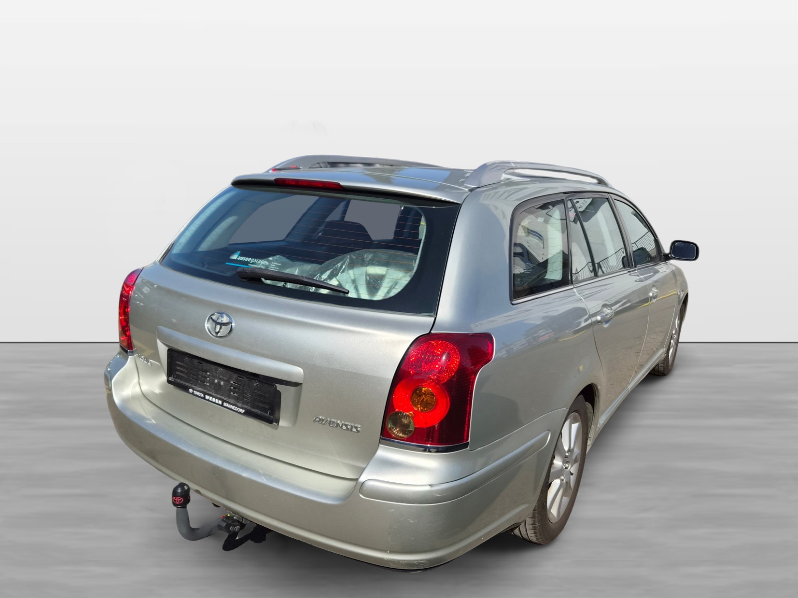 TOYOTA Avensis 2.0 D4 VVT-i Linea Sol Sportswagon-showroom-element-2