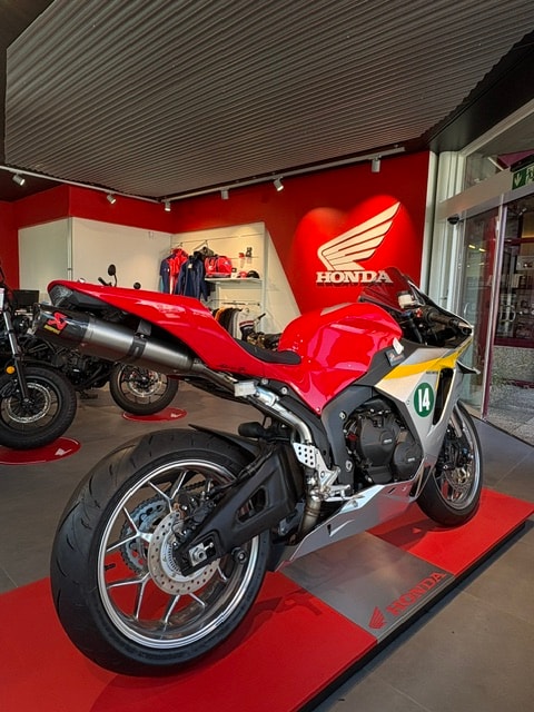 HONDA CBR 600 RR-image-3