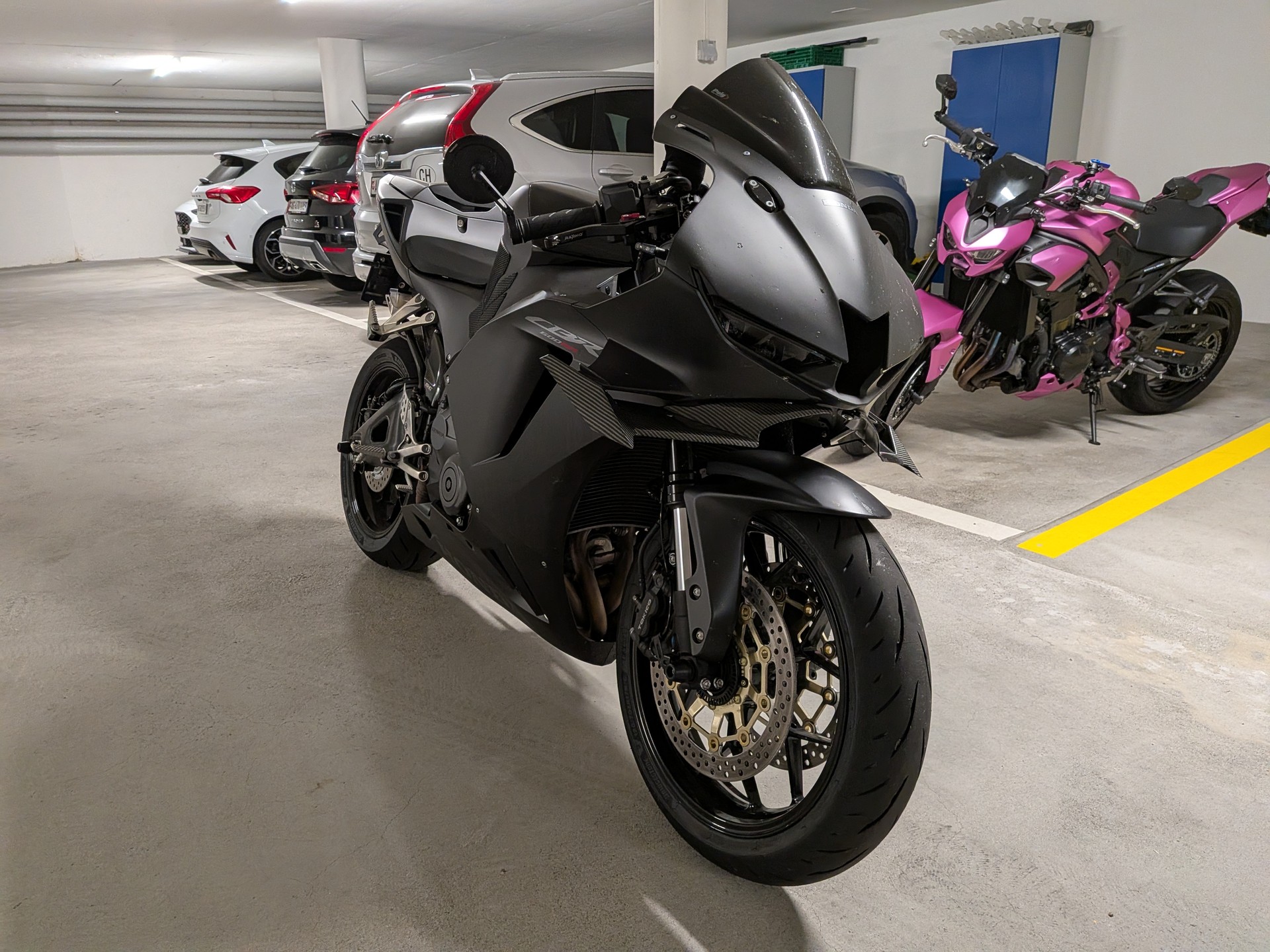 HONDA CBR 600 RR-image-1