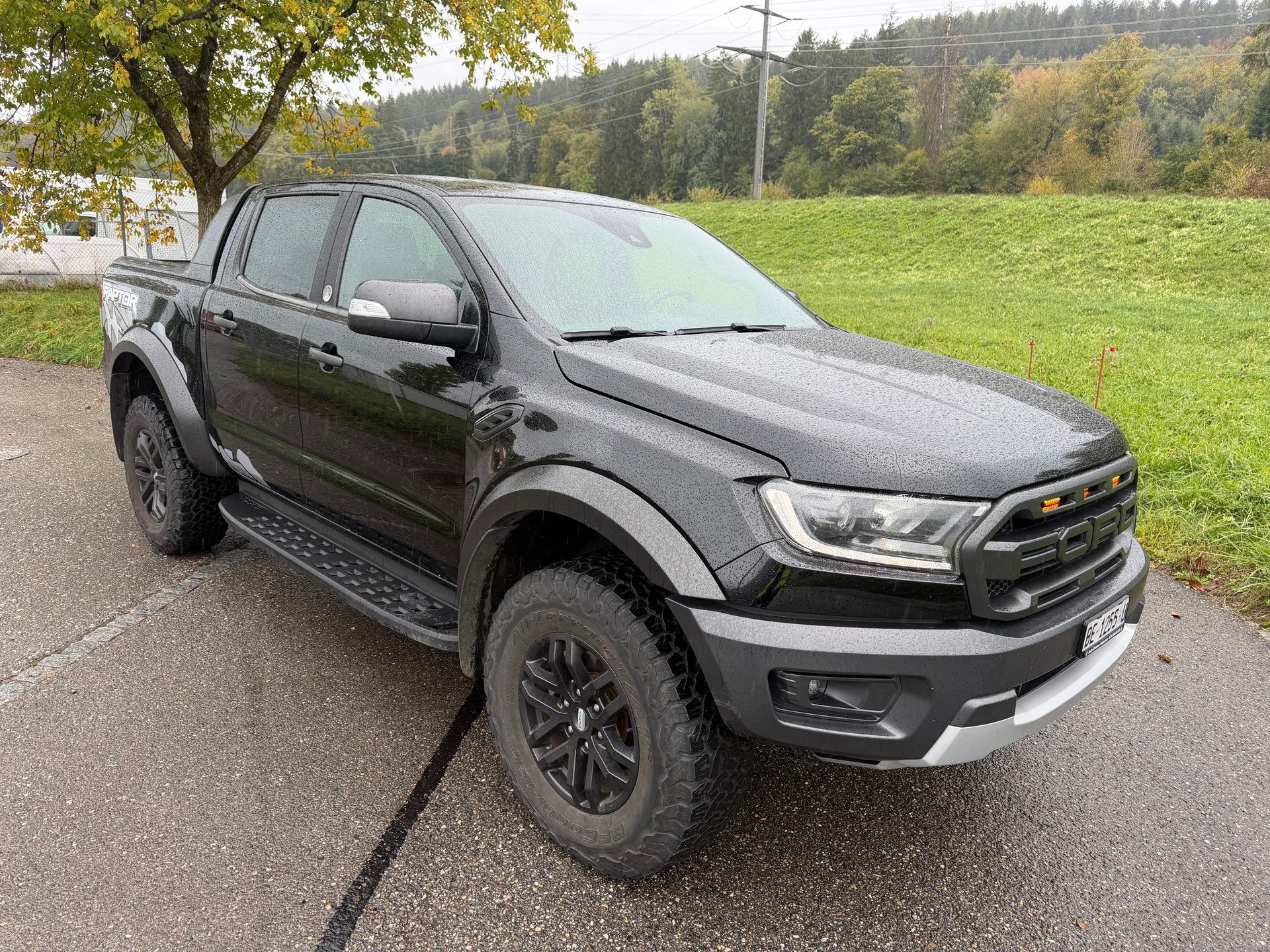 FORD "RAPTOR RANGER" 2.0 ECO BLUE 4x4 AUTOMAT. CH WAGEN. AB SERVICE. AB MFK. MIT AHK 2`500 KG ZUGLAST. TOP AUSSTATTUNG. 29`800.--showroom-element-1