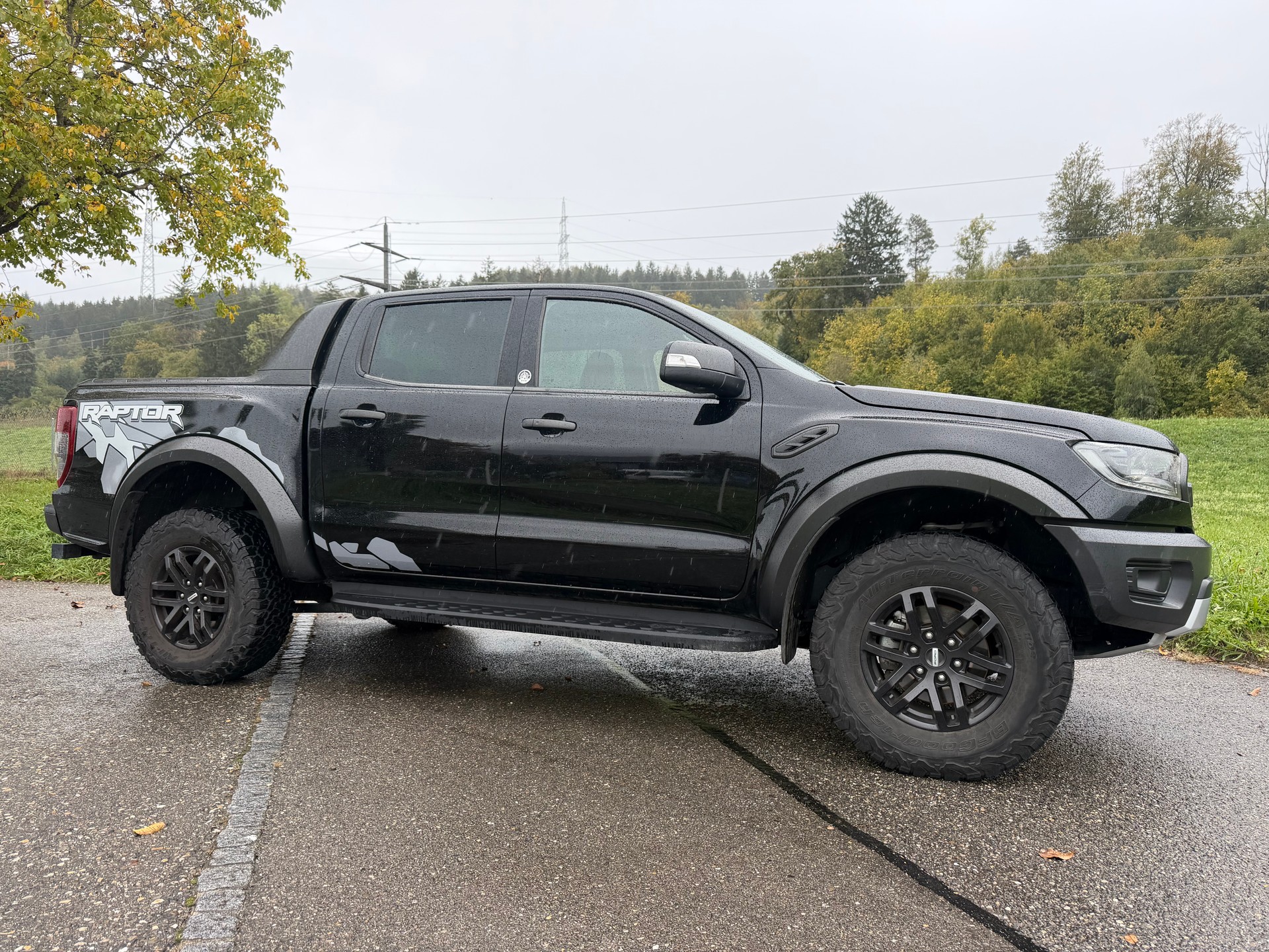 FORD "RAPTOR RANGER" 2.0 ECO BLUE 4x4 AUTOMAT. CH WAGEN. AB SERVICE. AB MFK. MIT AHK 2`500 KG ZUGLAST. TOP AUSSTATTUNG. 29`800.--showroom-element-2