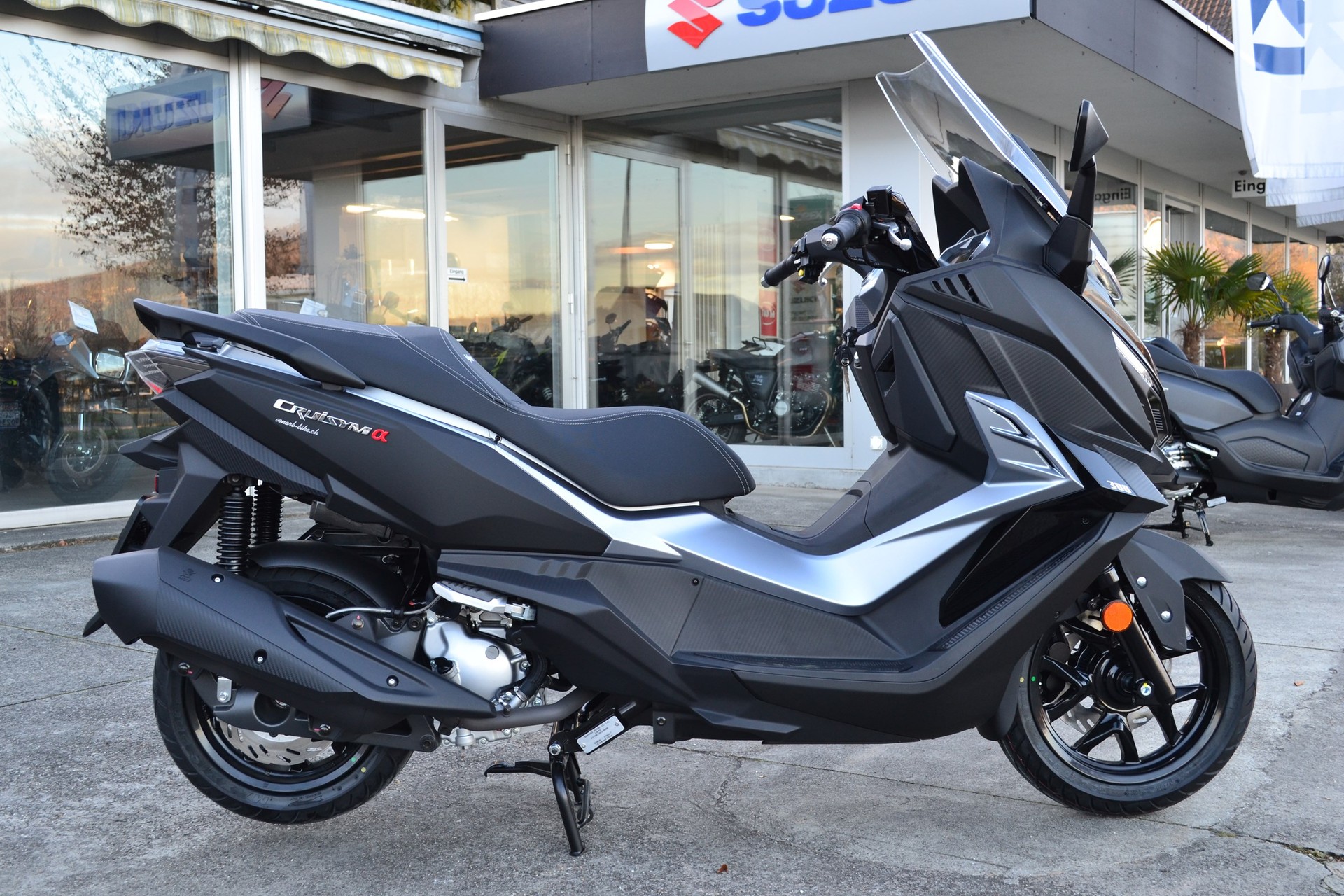 SYM Cruisym 300 i ABS / TCS-image-0