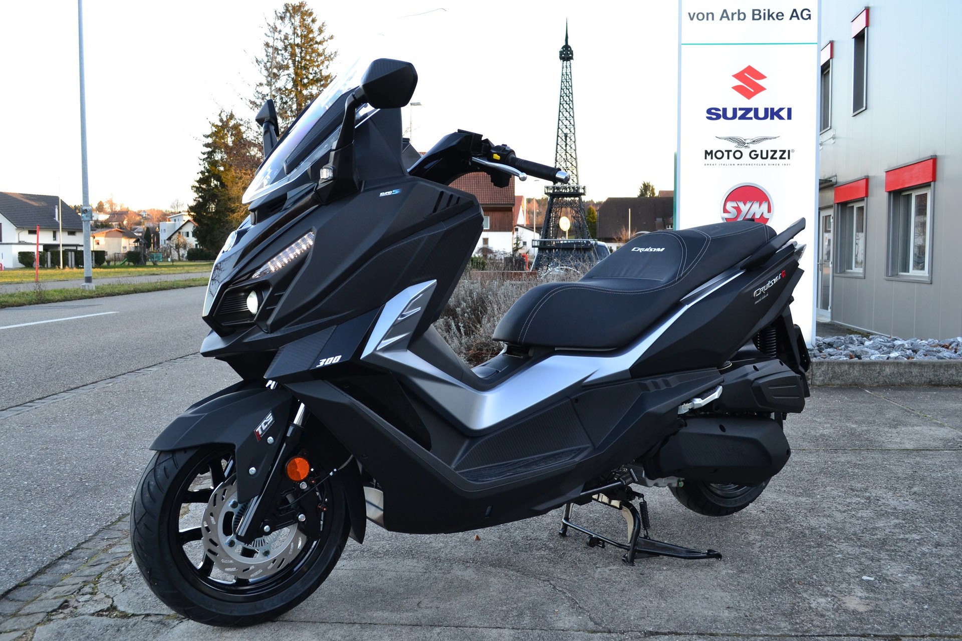 SYM Cruisym 300 i ABS / TCS-image-4