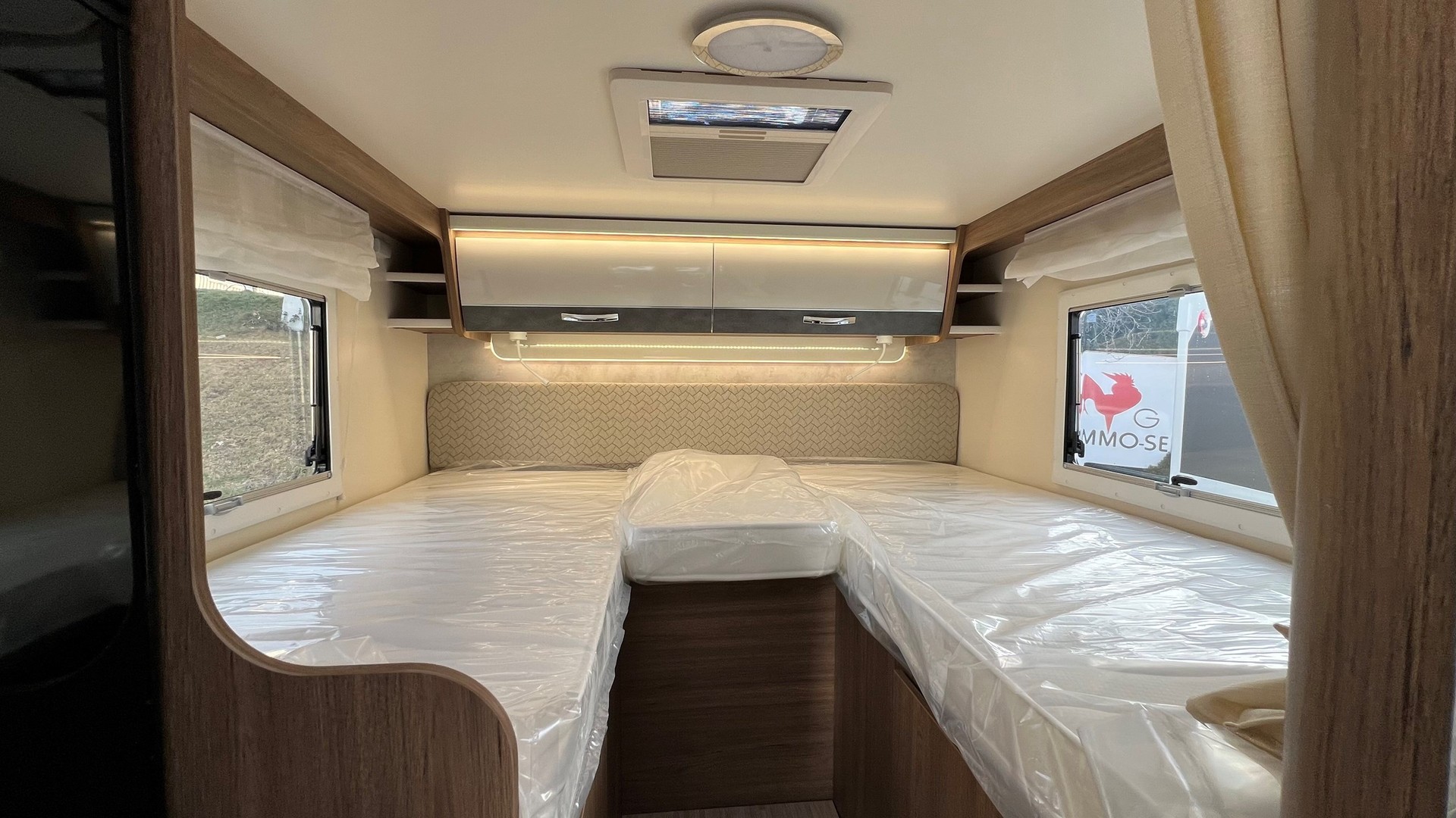 ELNAGH BARON 565-image-11
