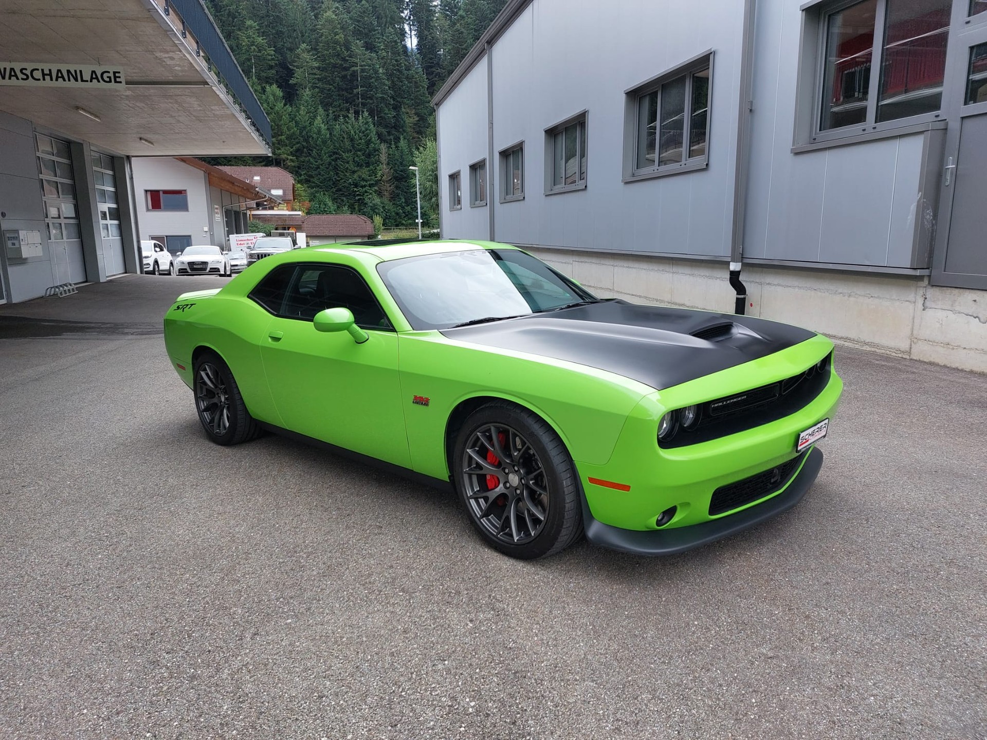 DODGE SRT 392 6.4 V8 Hemi-image-2
