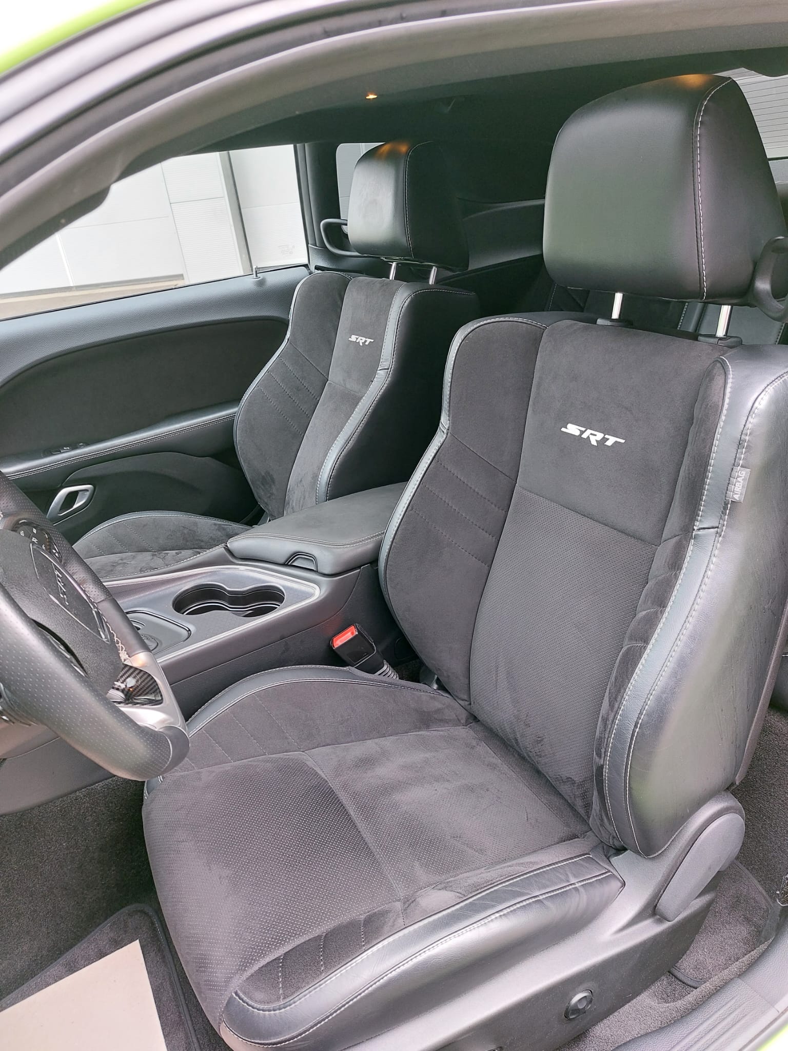 DODGE SRT 392 6.4 V8 Hemi-image-10