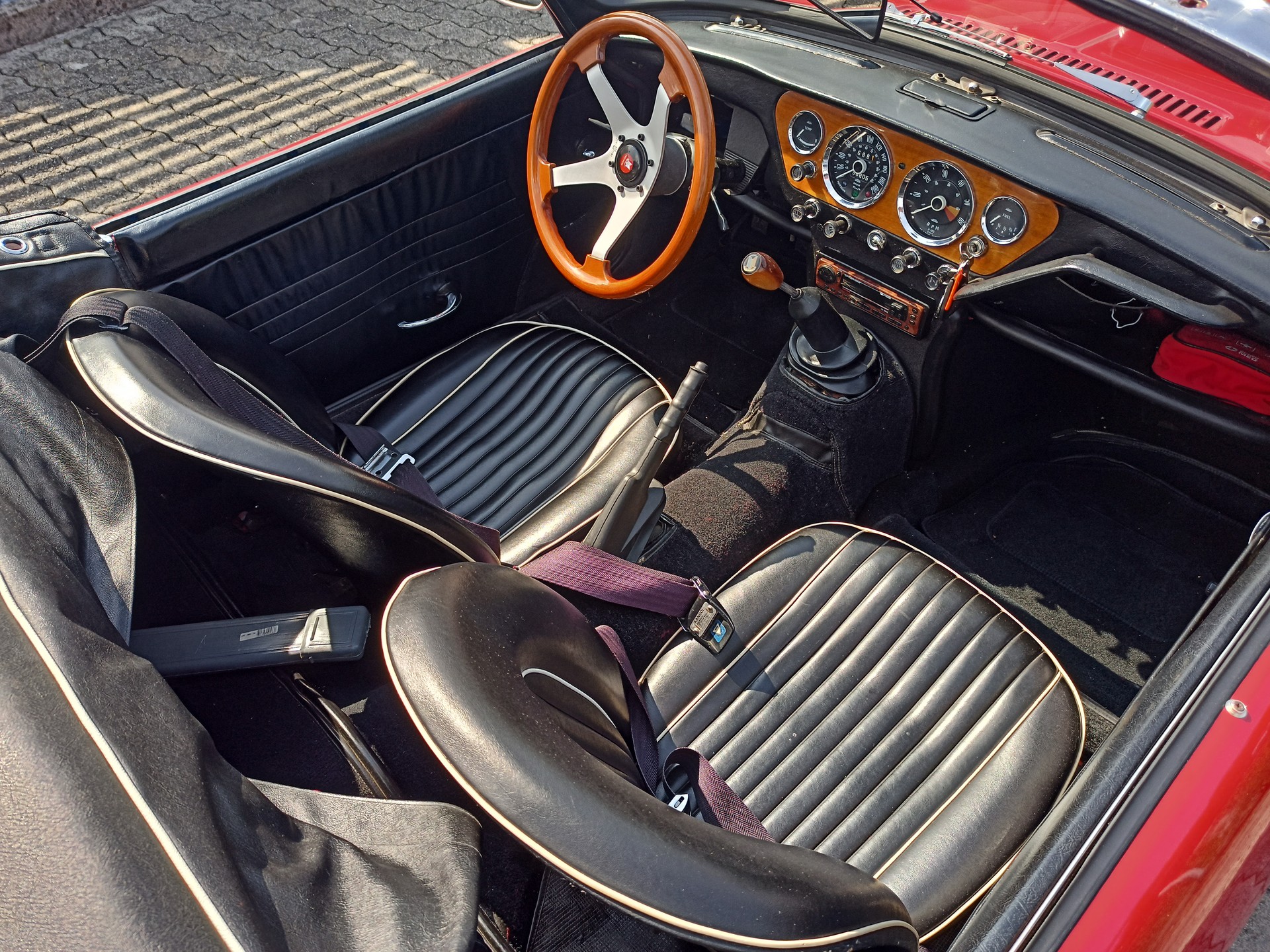 TRIUMPH Spitfire MK3 (Veteran)-image-5