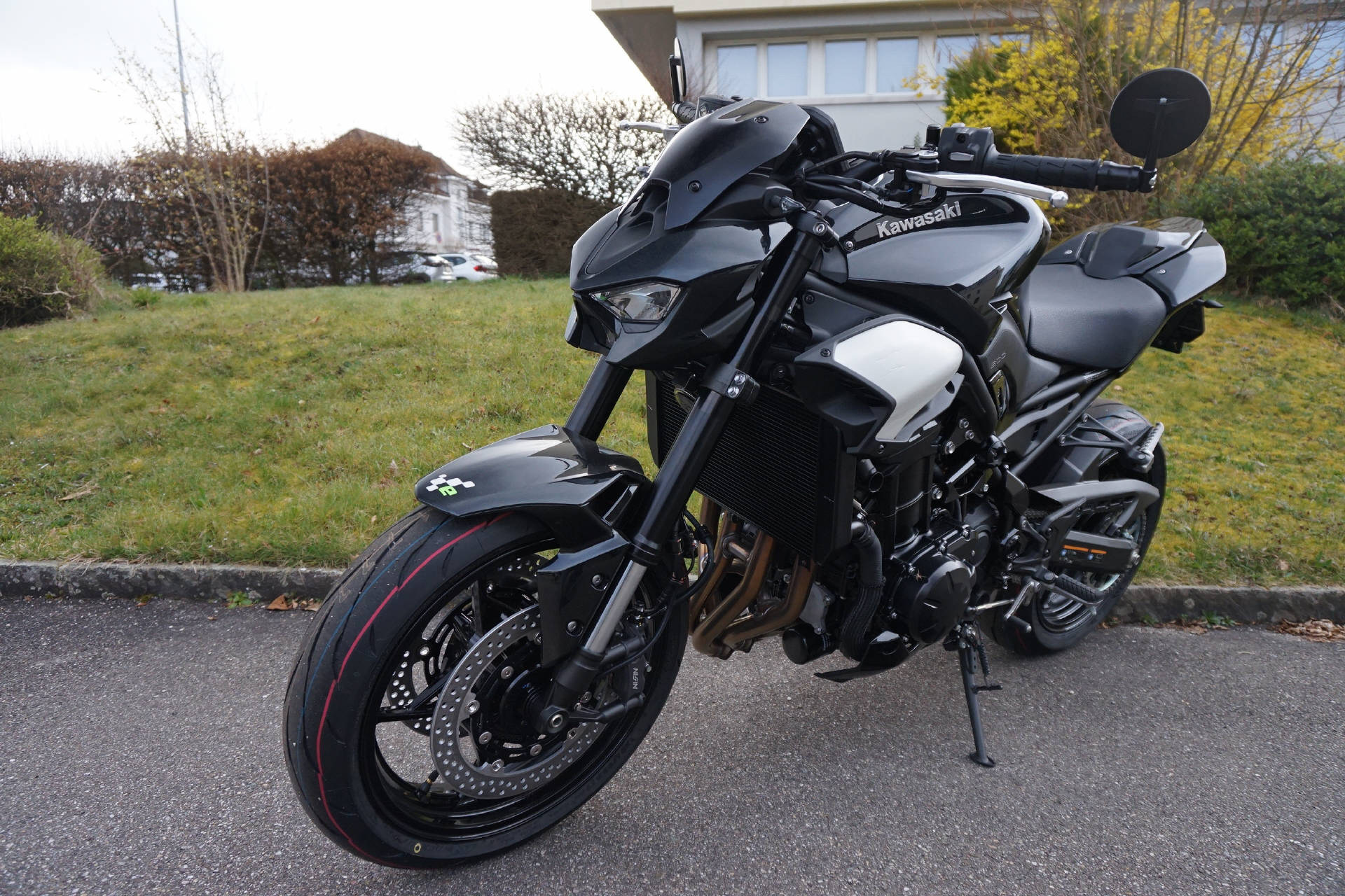 KAWASAKI Z 900 ABS (A2) (35kW) mit Akrapovic Karbon Auspuff-image-1