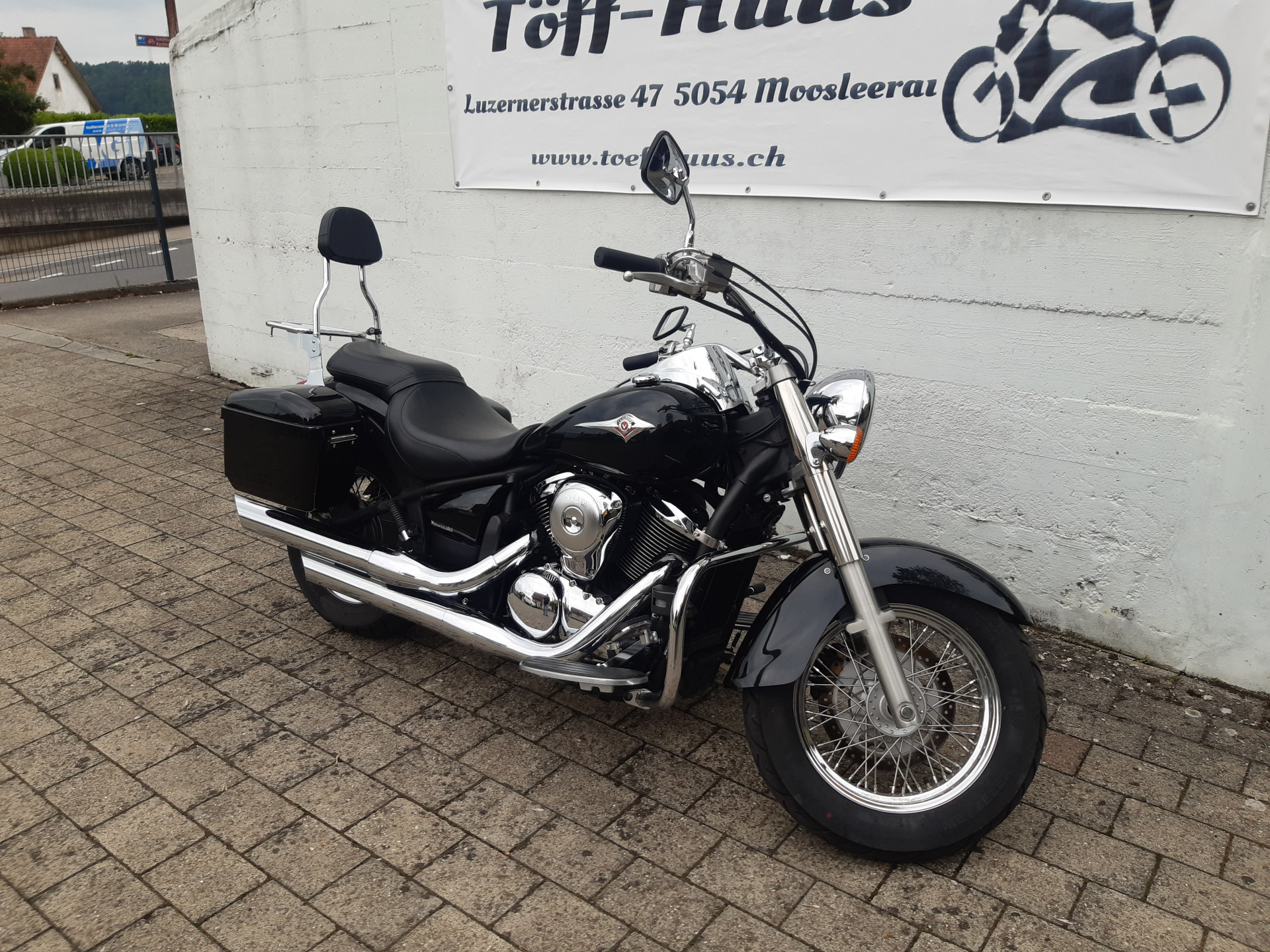 KAWASAKI VN 900 Classic-image-6
