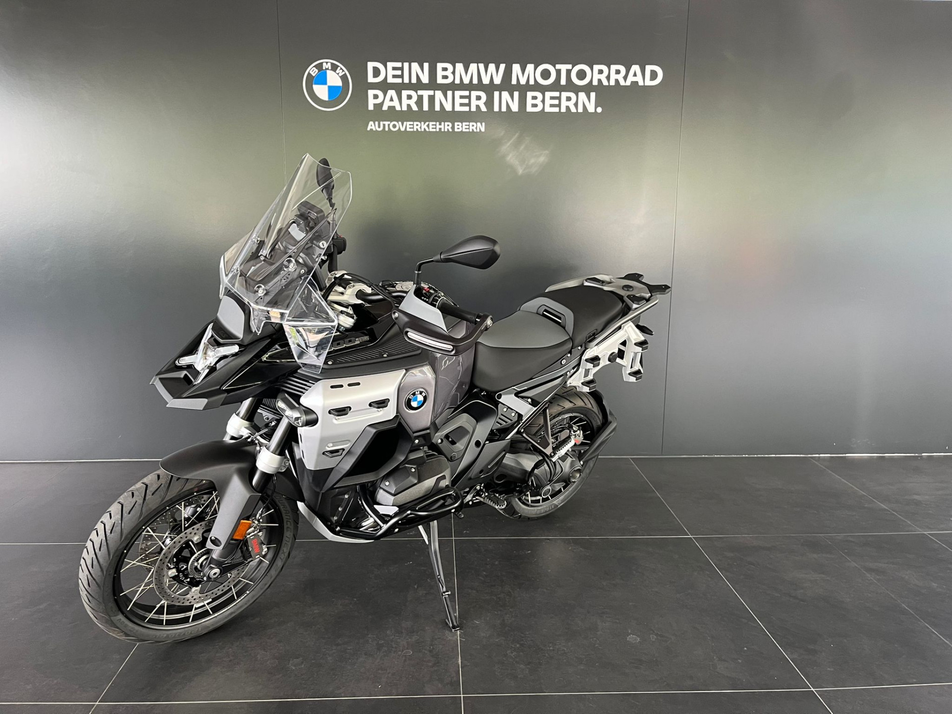 BMW R 1300 GS Adventure ASA - jetzt inkl. zwei BMW Seitenkoffer im Wert von 1'500.--showroom-element-3