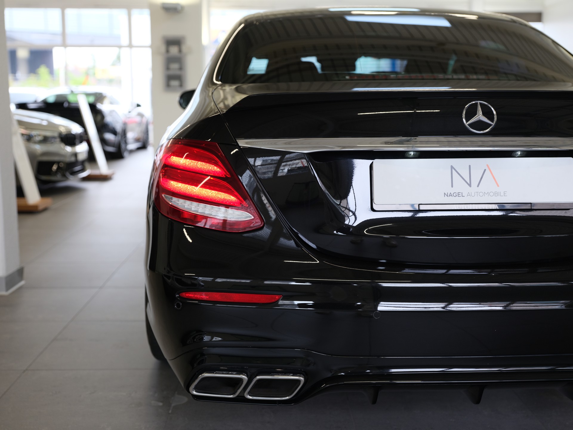 MERCEDES-BENZ E 63 AMG 4Matic+ Speedshift MCT-image-11