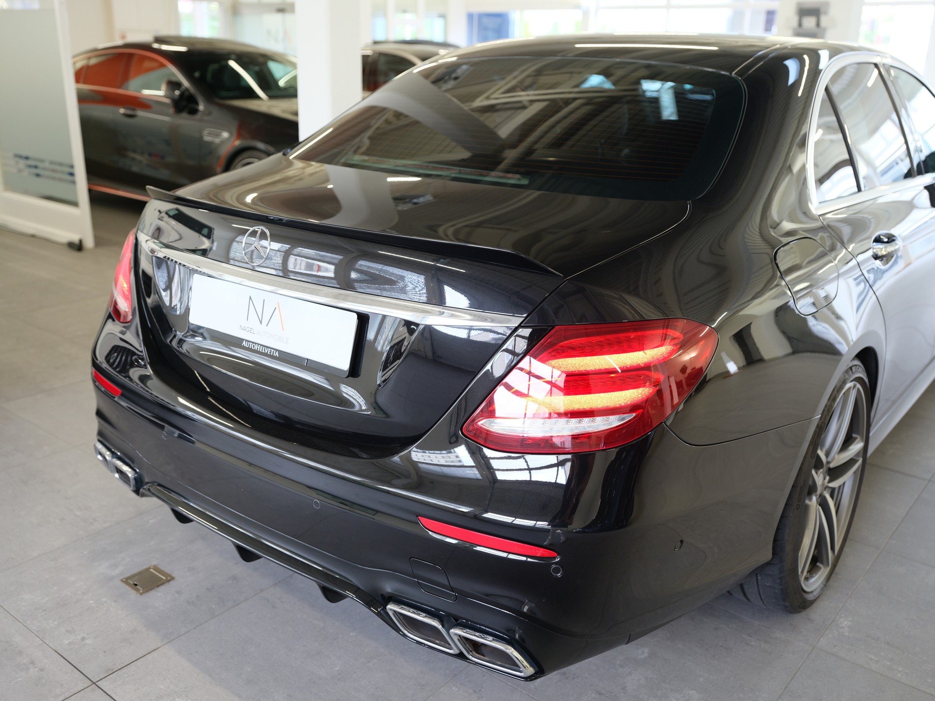 MERCEDES-BENZ E 63 AMG 4Matic+ Speedshift MCT-image-12