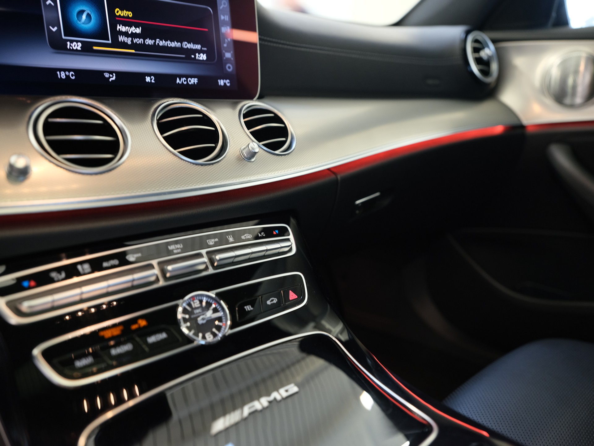 MERCEDES-BENZ E 63 AMG 4Matic+ Speedshift MCT-image-19