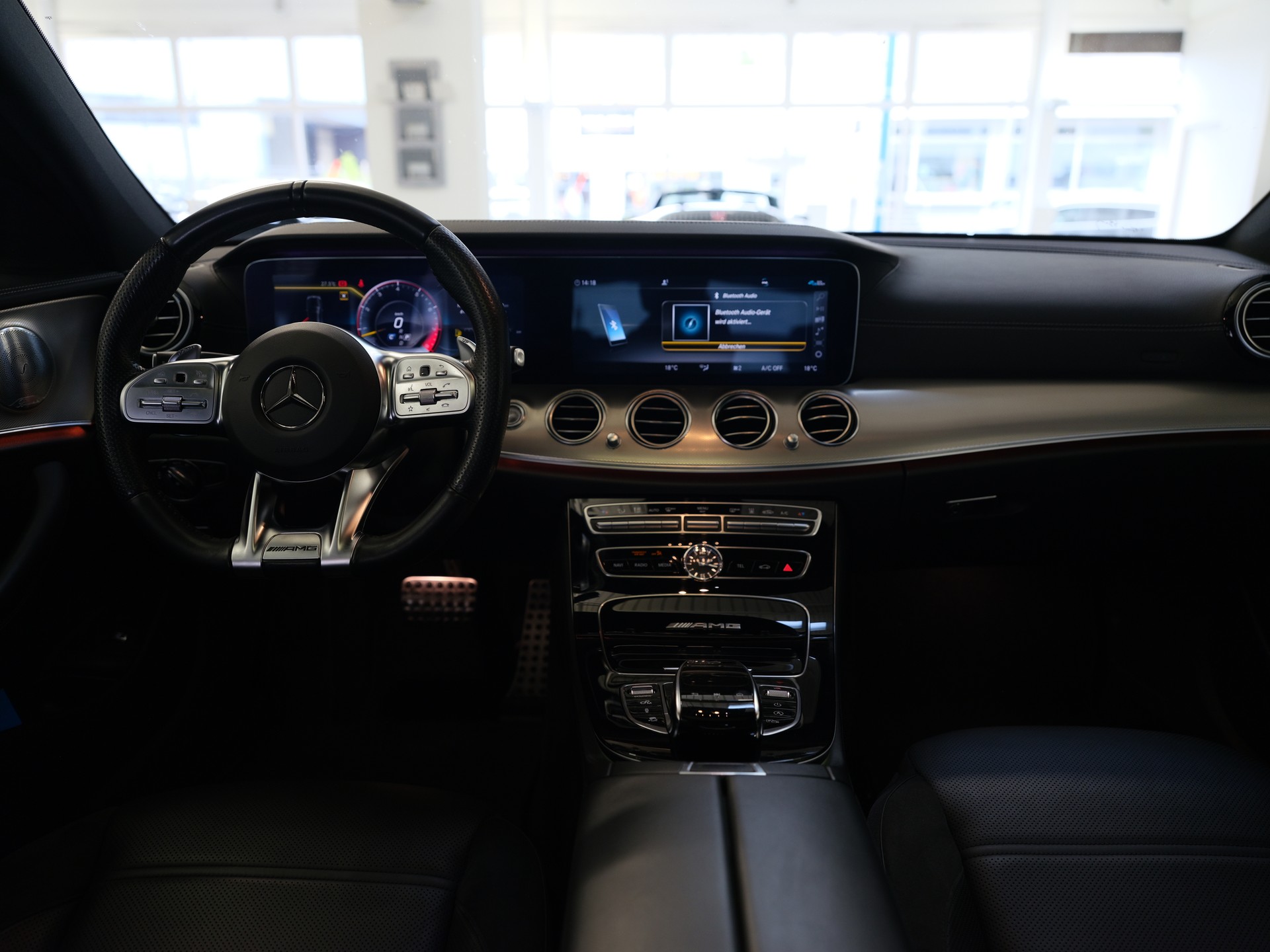 MERCEDES-BENZ E 63 AMG 4Matic+ Speedshift MCT-image-24