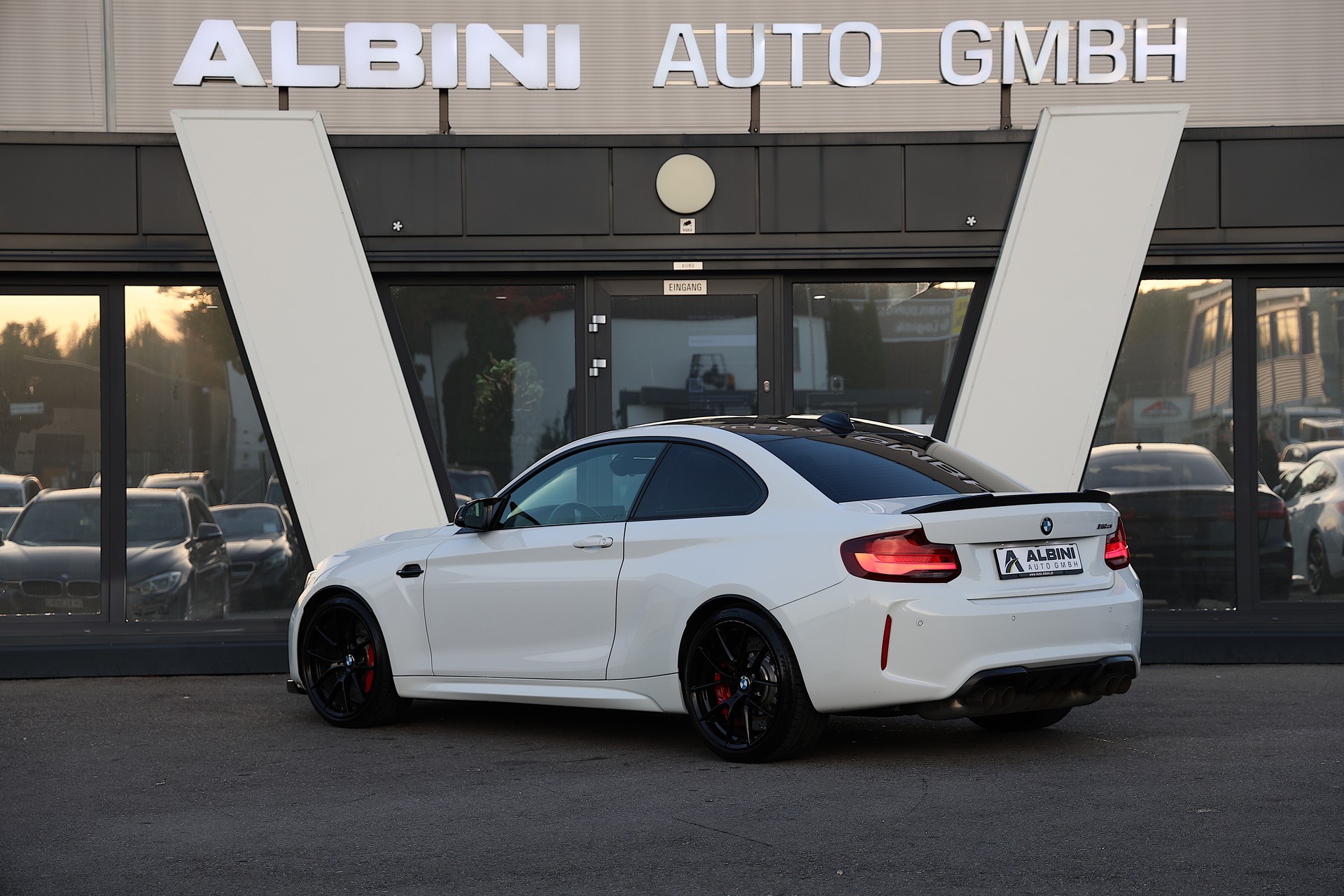 BMW M2 CS *Handschalter* *CH-Fahrzeug*-showroom-element-3