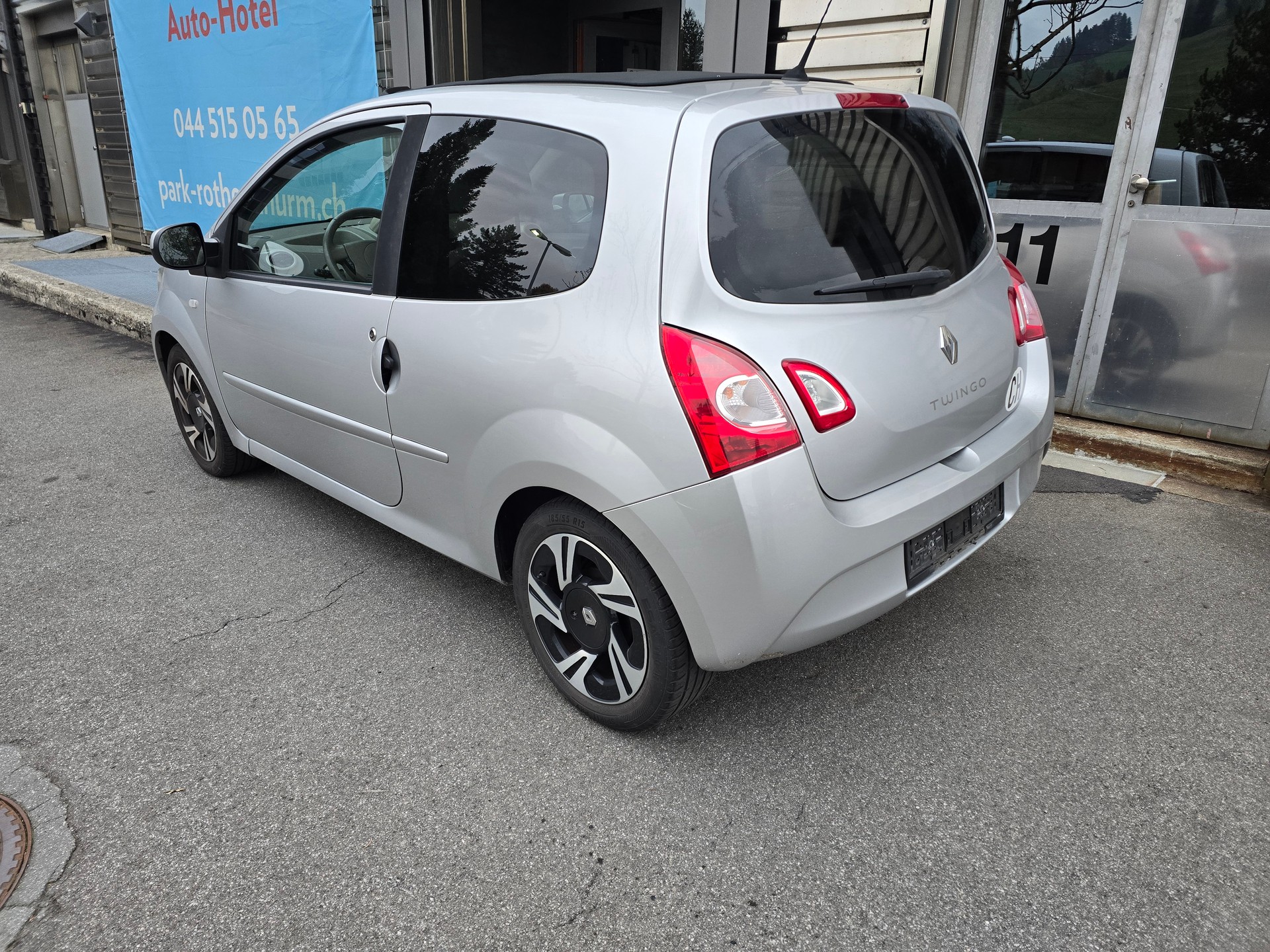 RENAULT Twingo 1.2 16V Dynamique-image-4