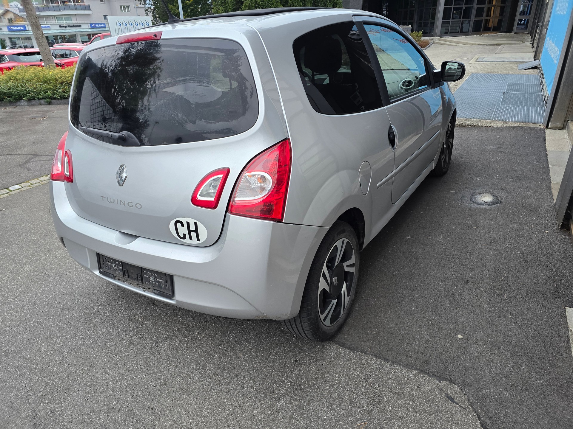 RENAULT Twingo 1.2 16V Dynamique-image-8