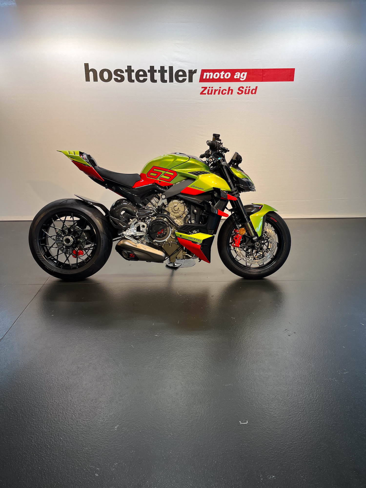 DUCATI Streetfighter V4 S
