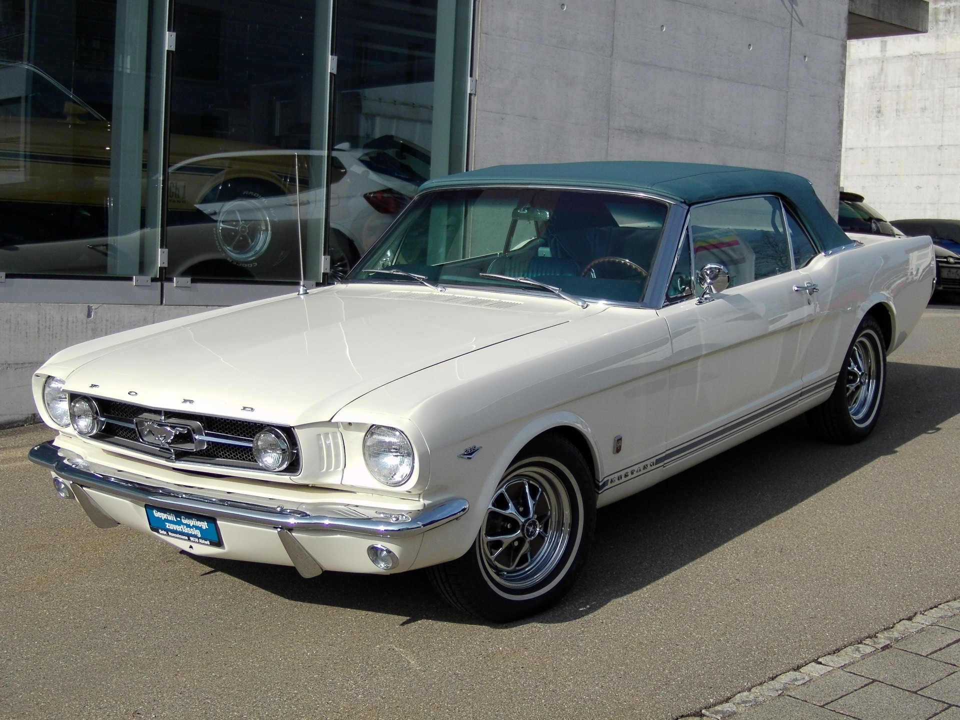 FORD Mustang Cabriolet GT. 289er V8 Automat-image-1