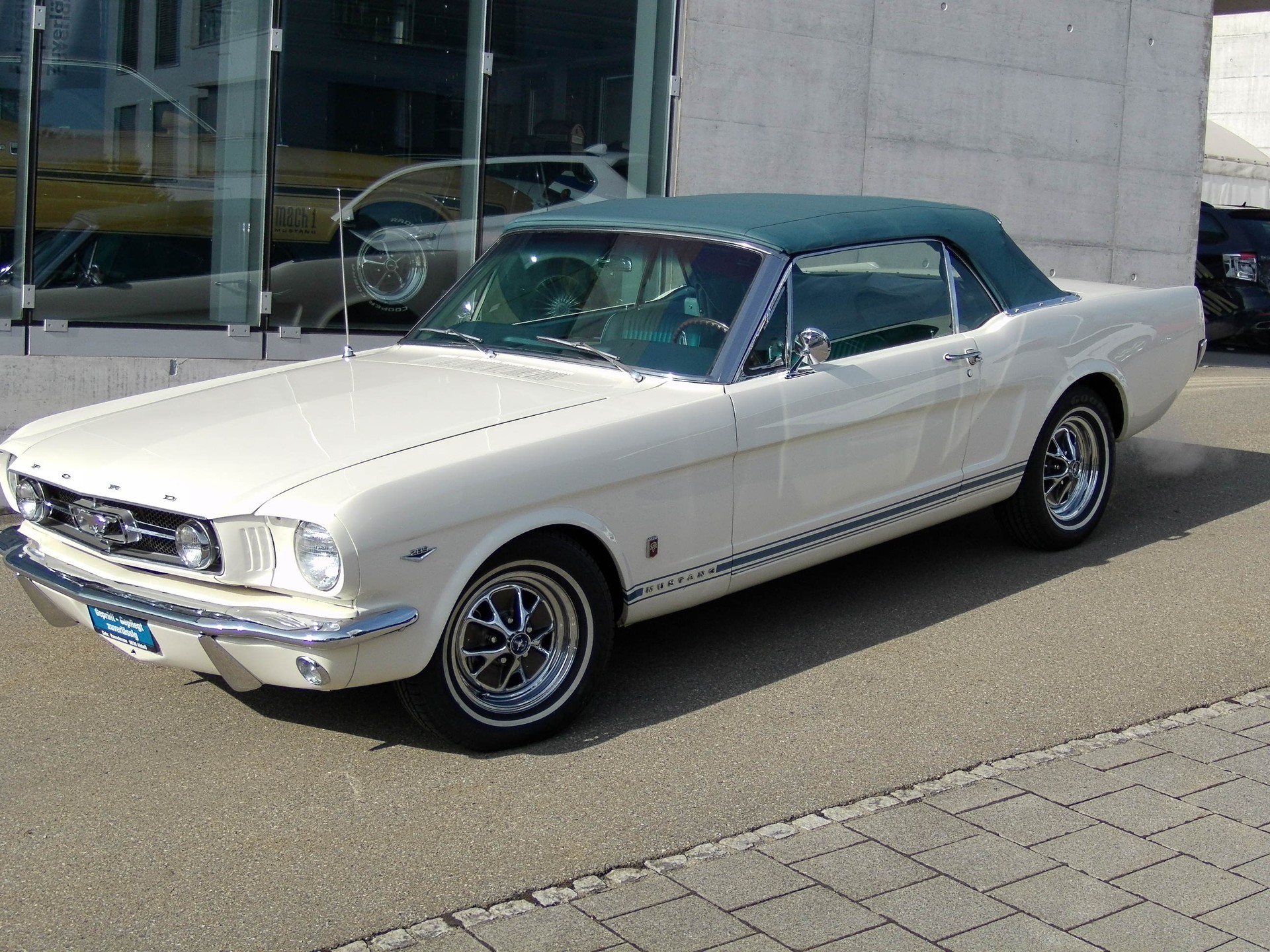 FORD Mustang Cabriolet GT. 289er V8 Automat-image-6