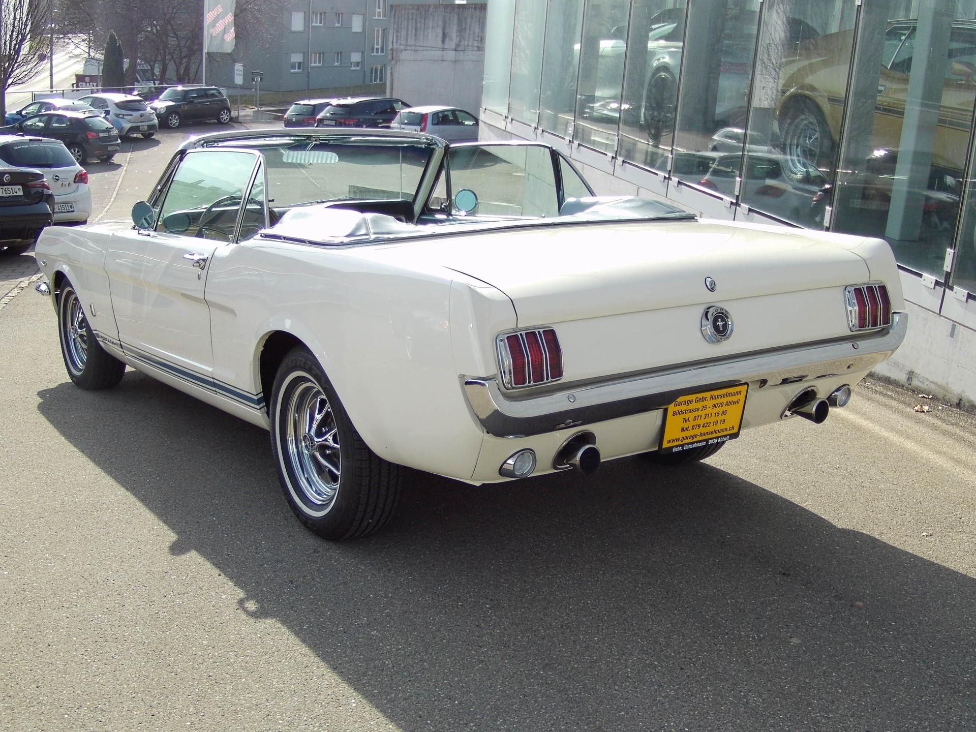 FORD Mustang Cabriolet GT. 289er V8 Automat-image-14