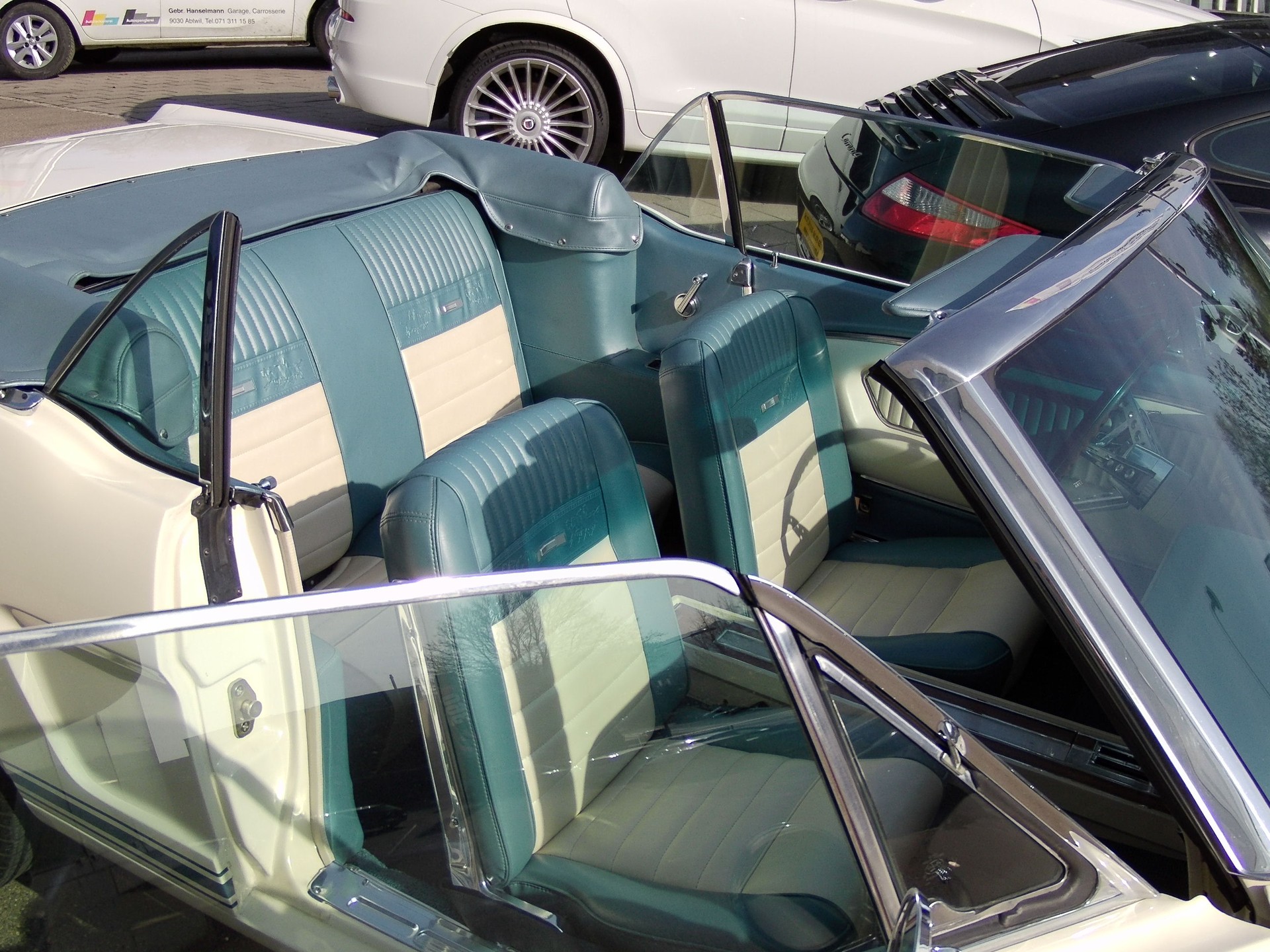 FORD Mustang Cabriolet GT. 289er V8 Automat-image-9