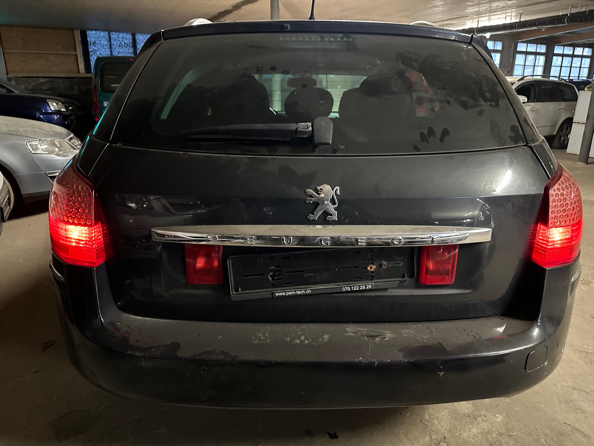 PEUGEOT 407 SW 2.0 HDI Confort Automatic-image-3