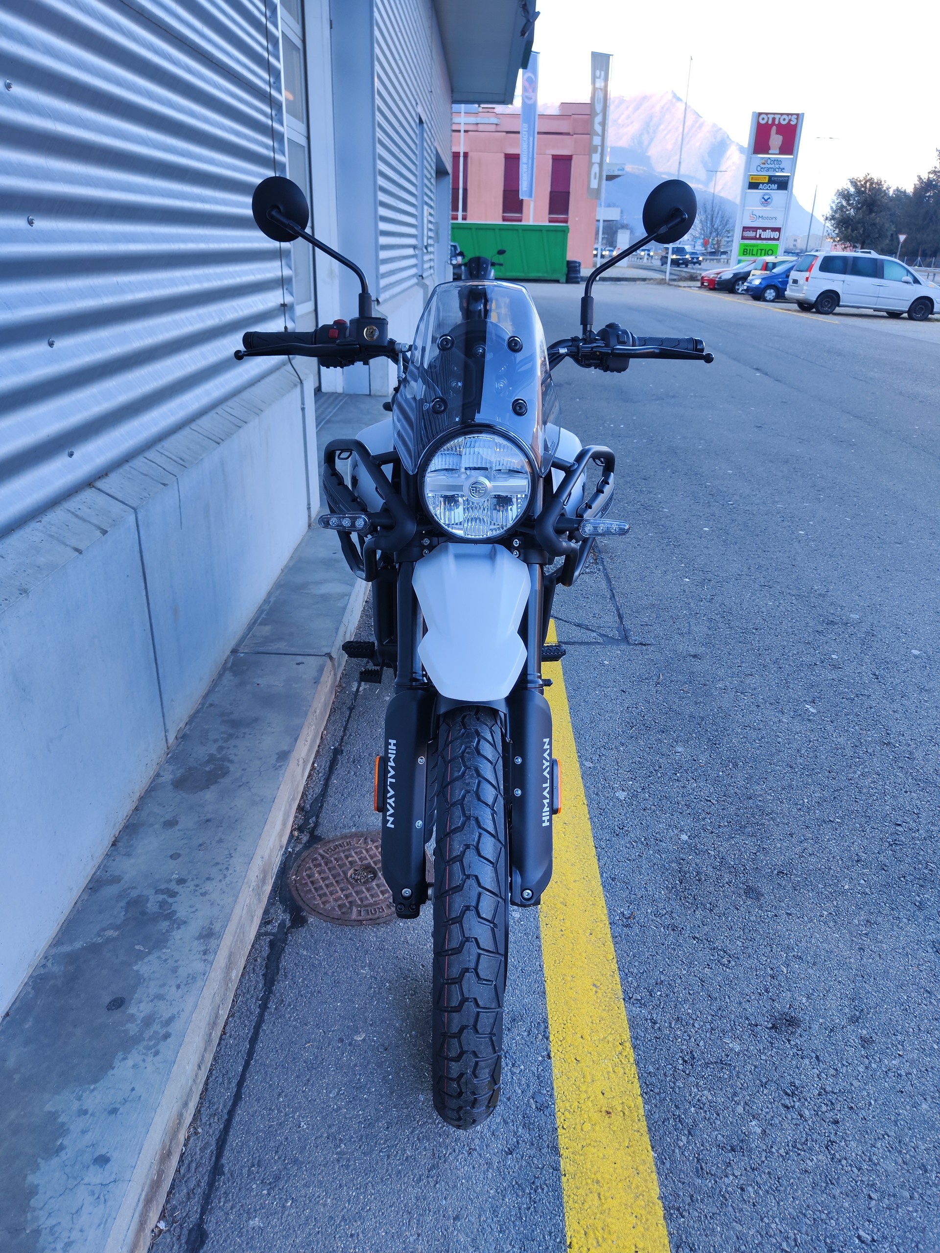ROYAL ENFIELD Himalayan 452 Tubeless-image-2